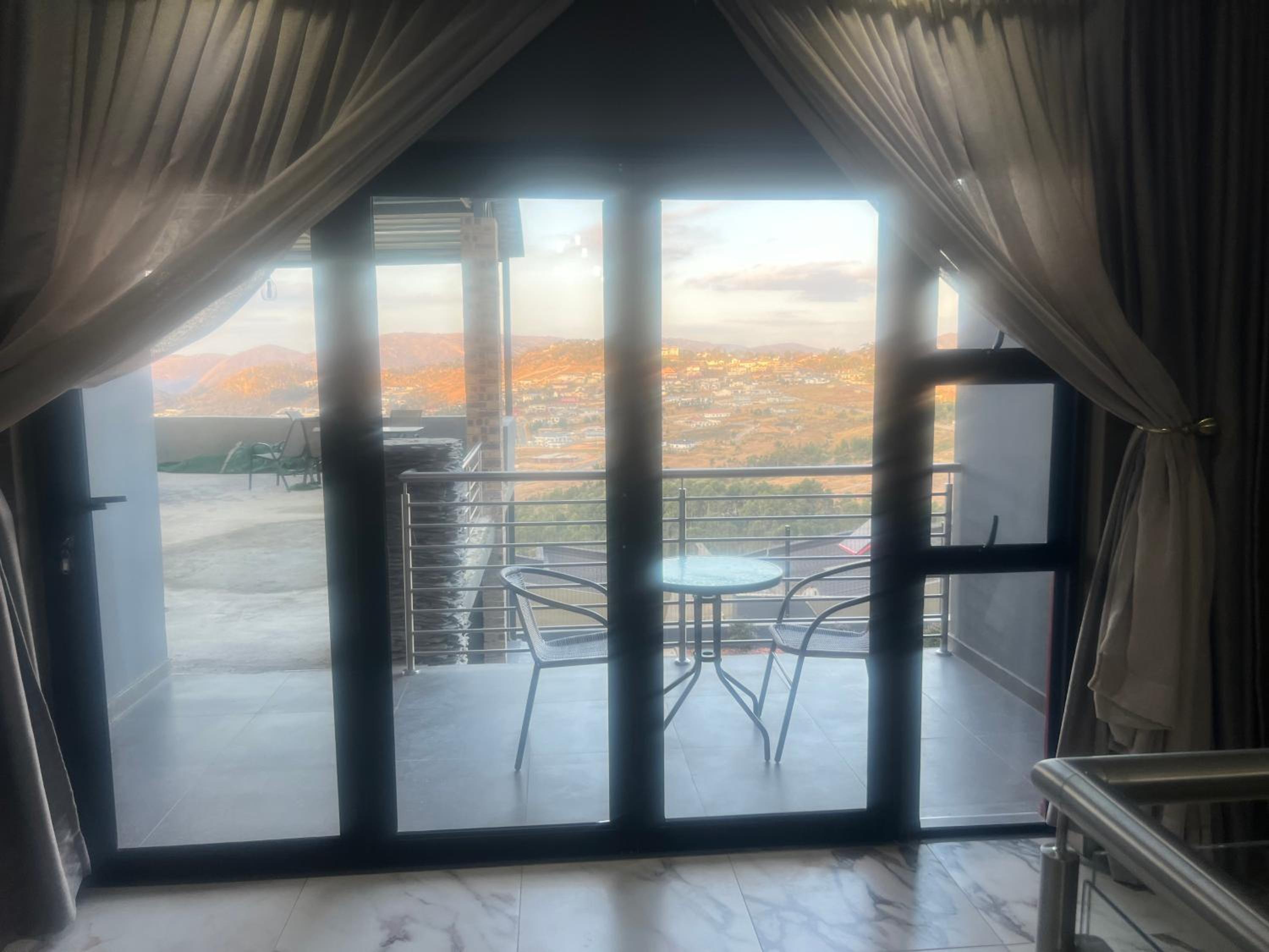 Deluxe Double Room with Bath photo 1