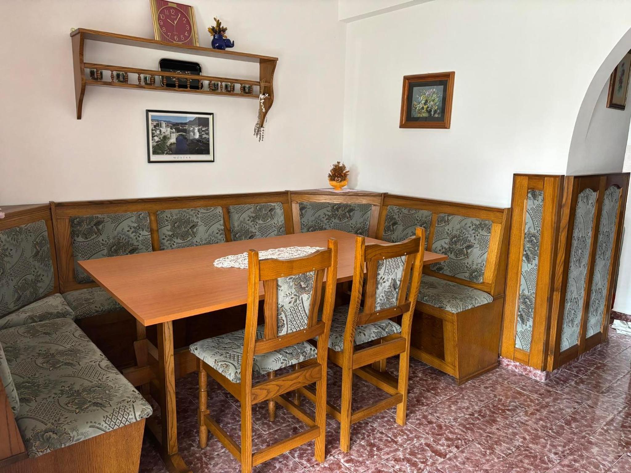 Four-Bedroom House photo 2