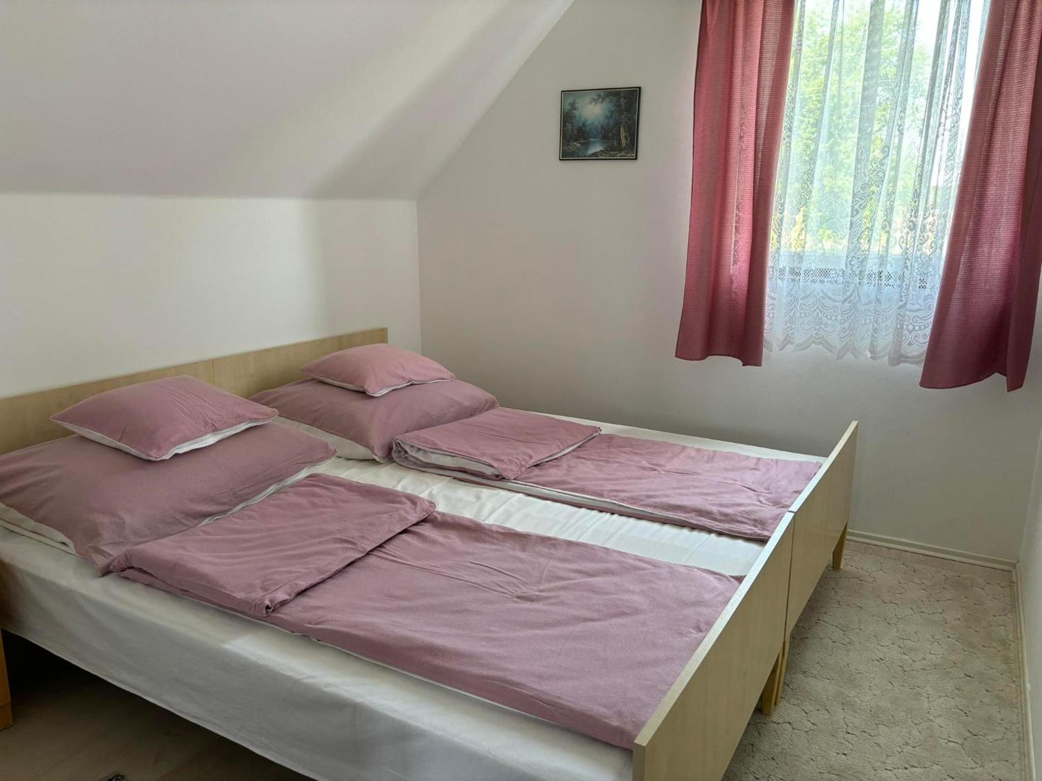 Four-Bedroom House photo 1