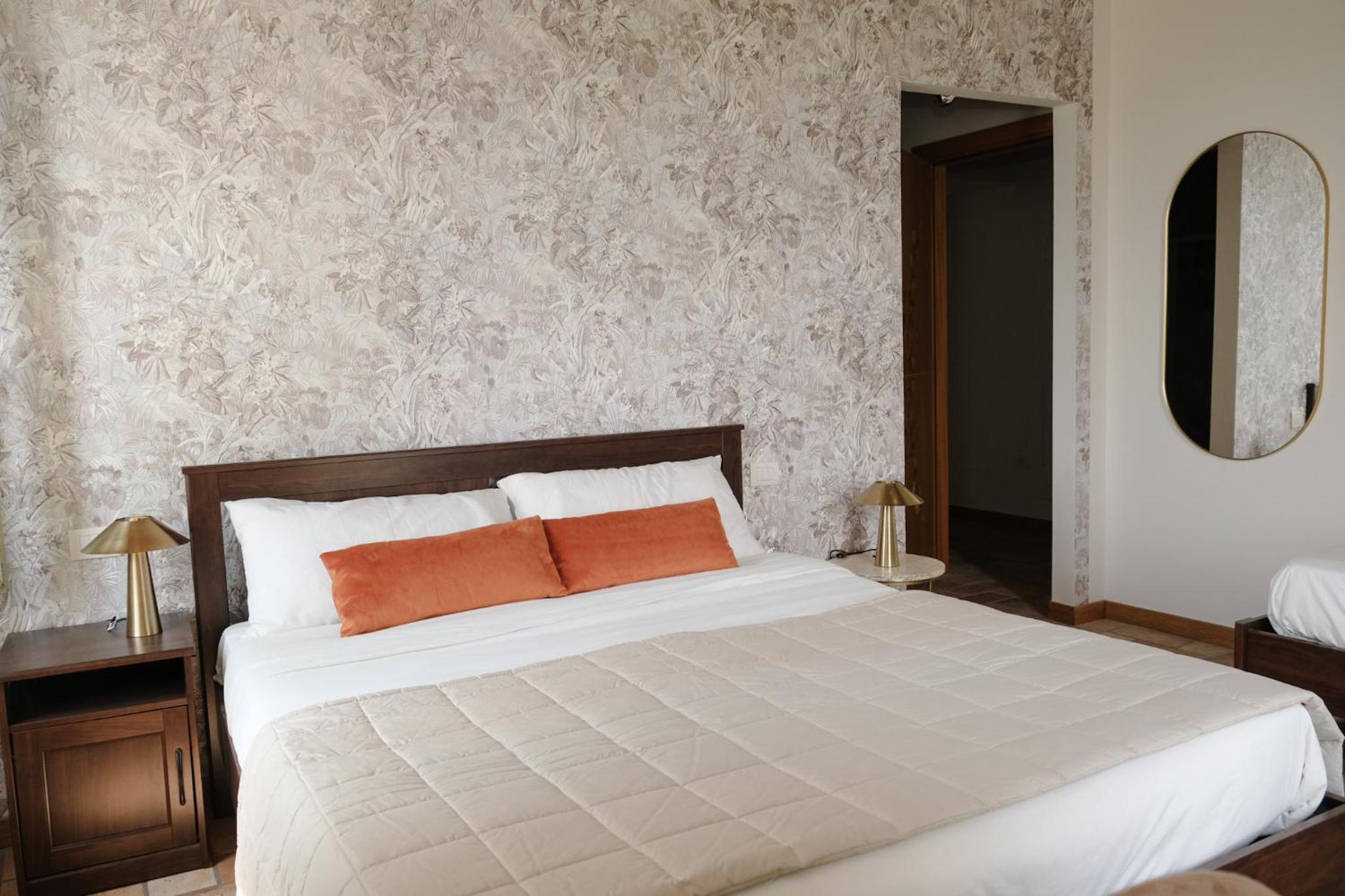 Triple Room with Private Bathroom photo 3