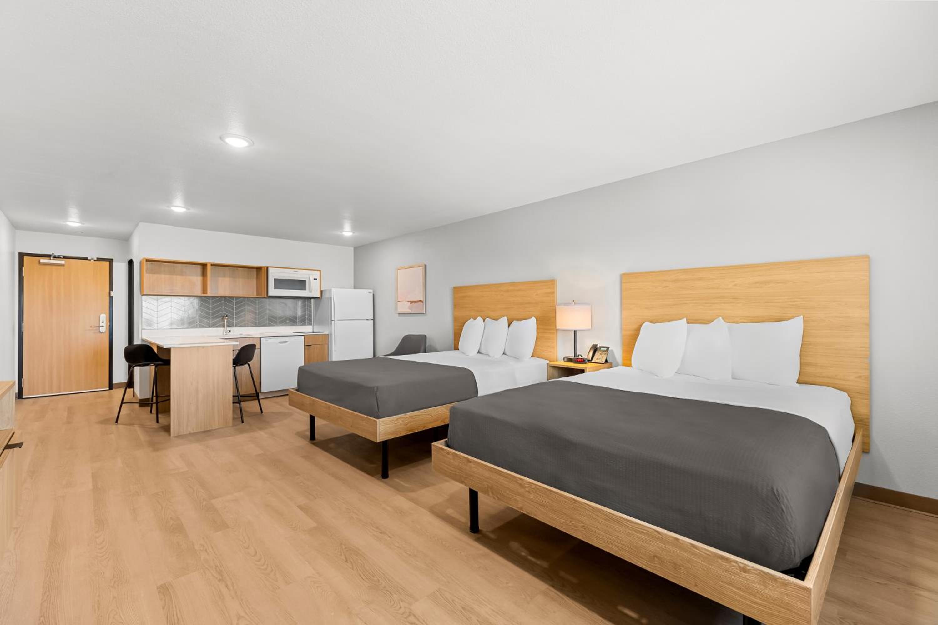 Queen Suite