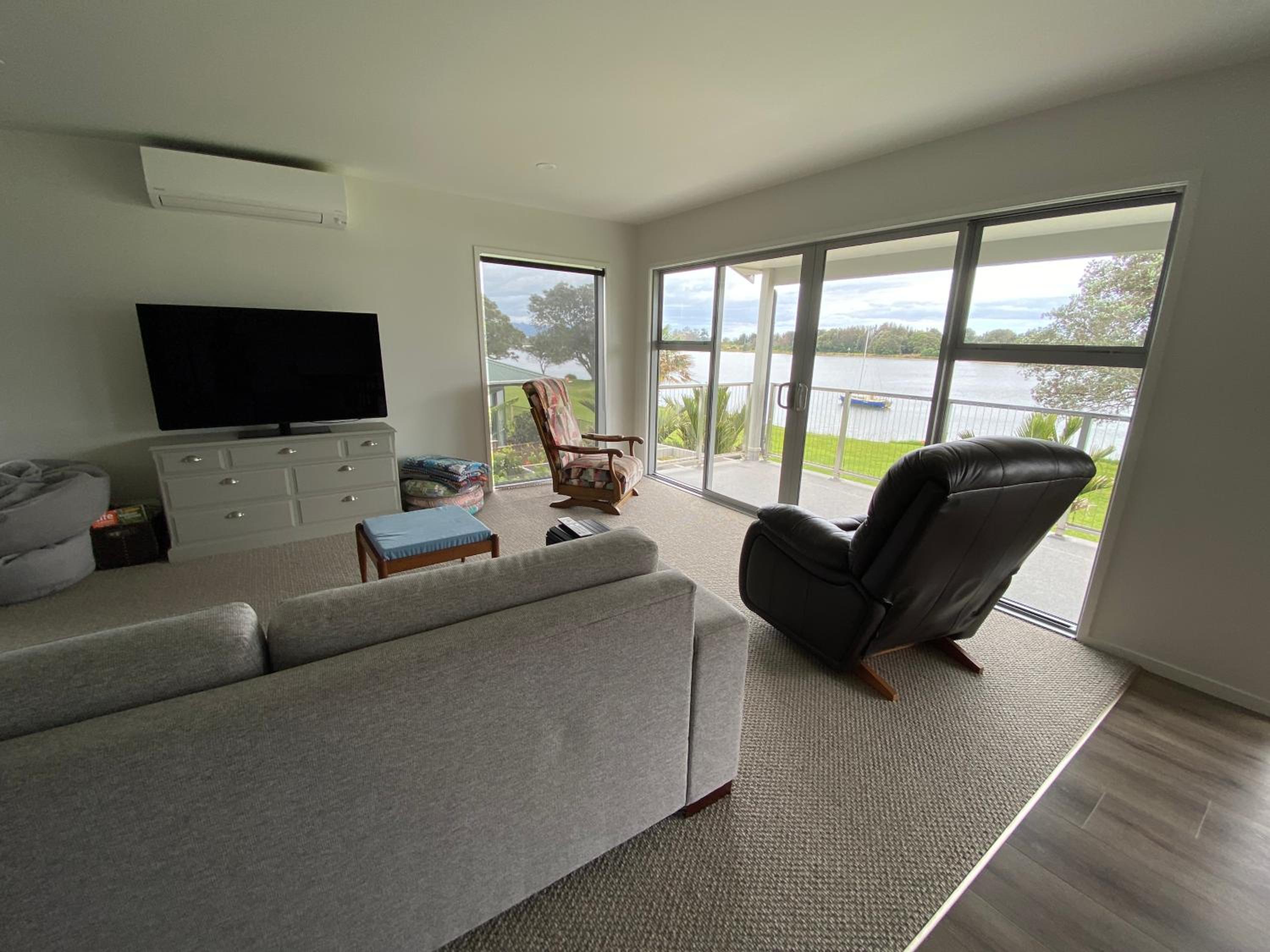 Apartment with Balcony photo 1