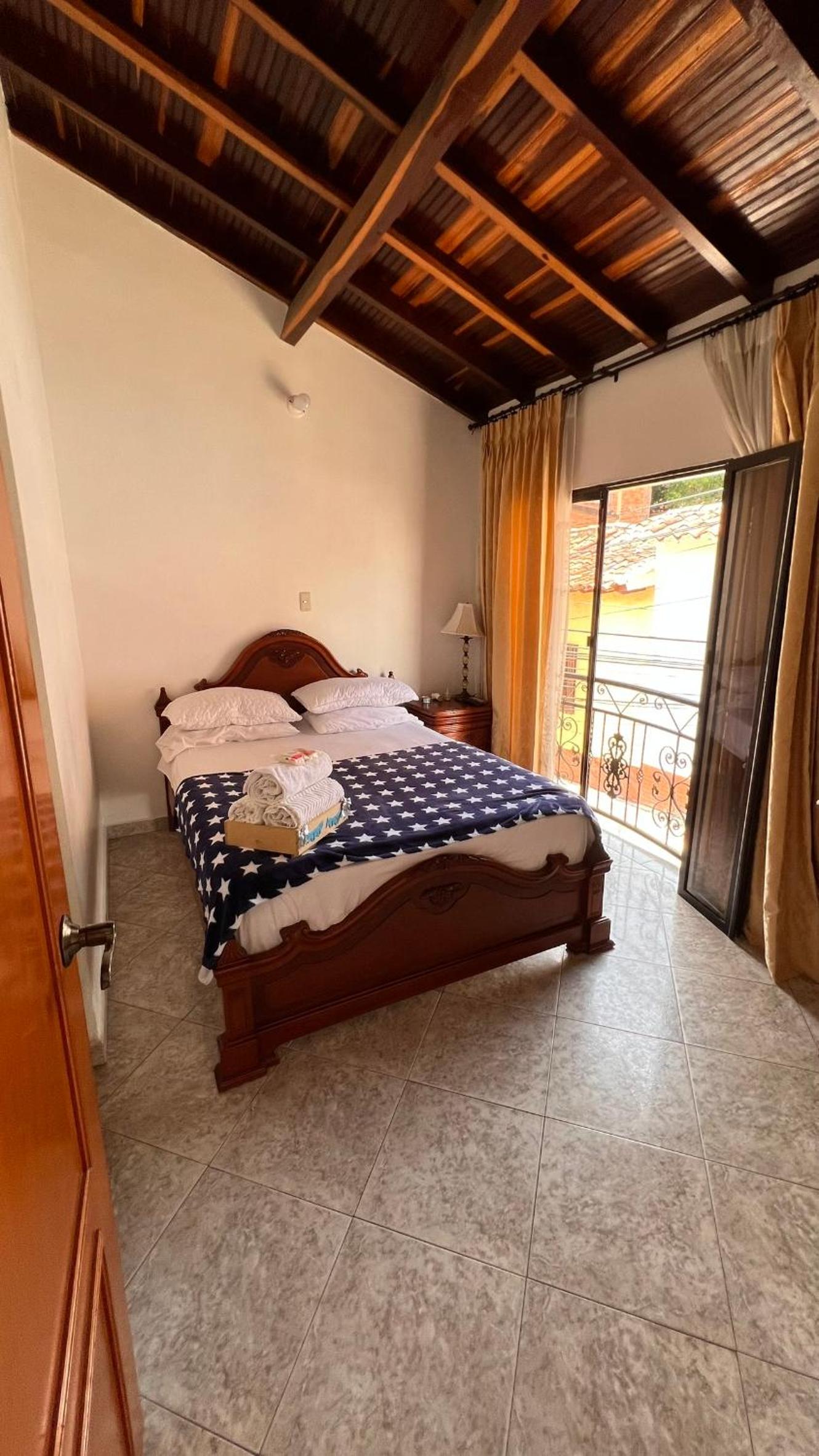 Three-Bedroom Apartment with View photo 1