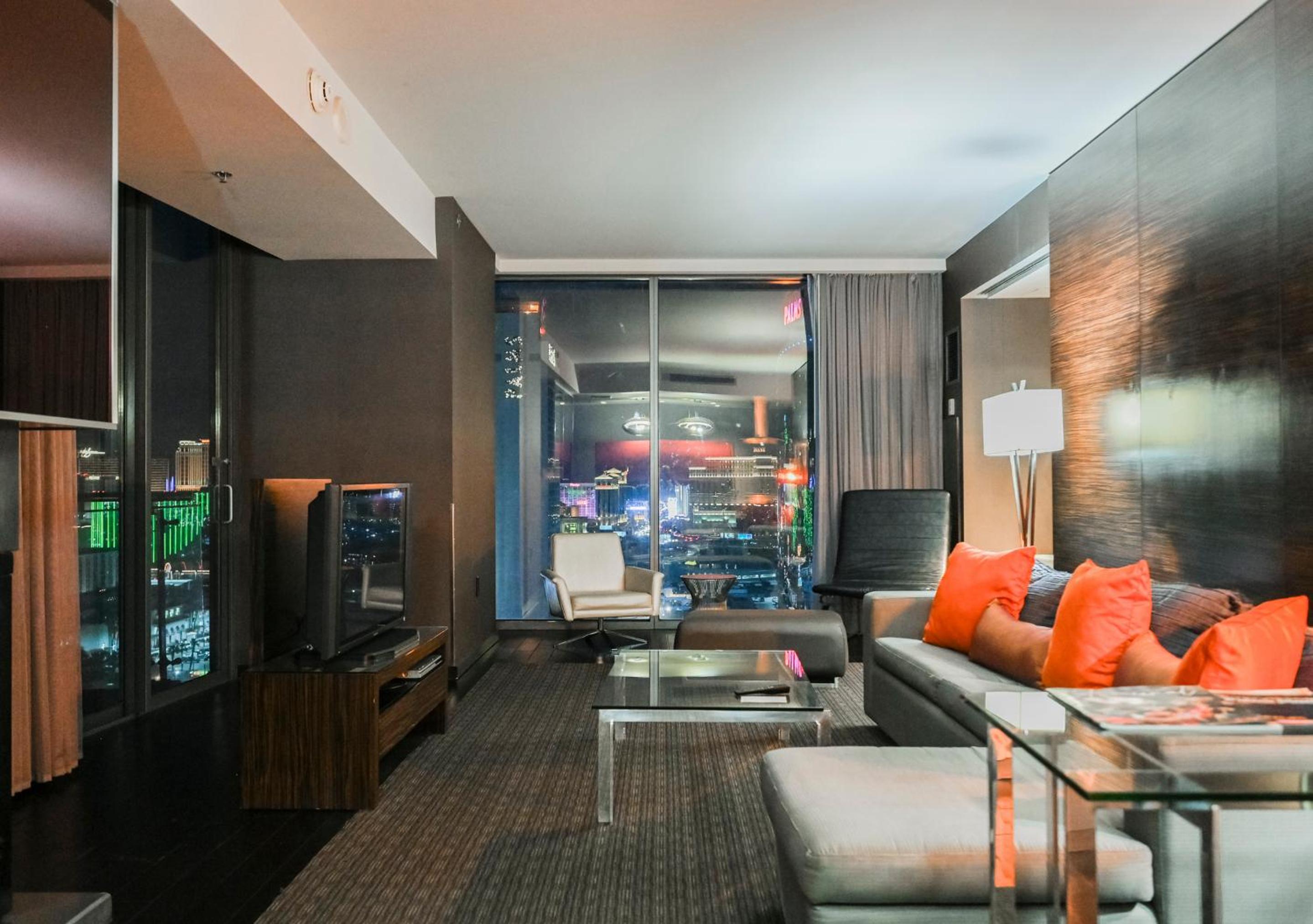 Two-Bedroom - Strip View Open Balcony