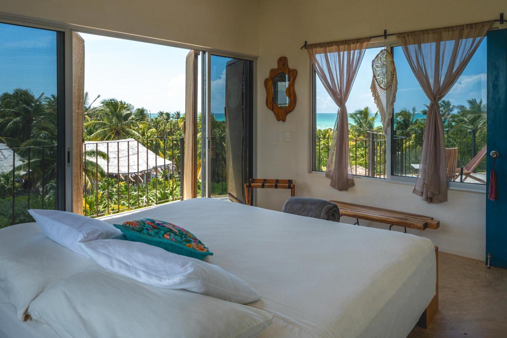 Apartment with Sea View - Photo 1