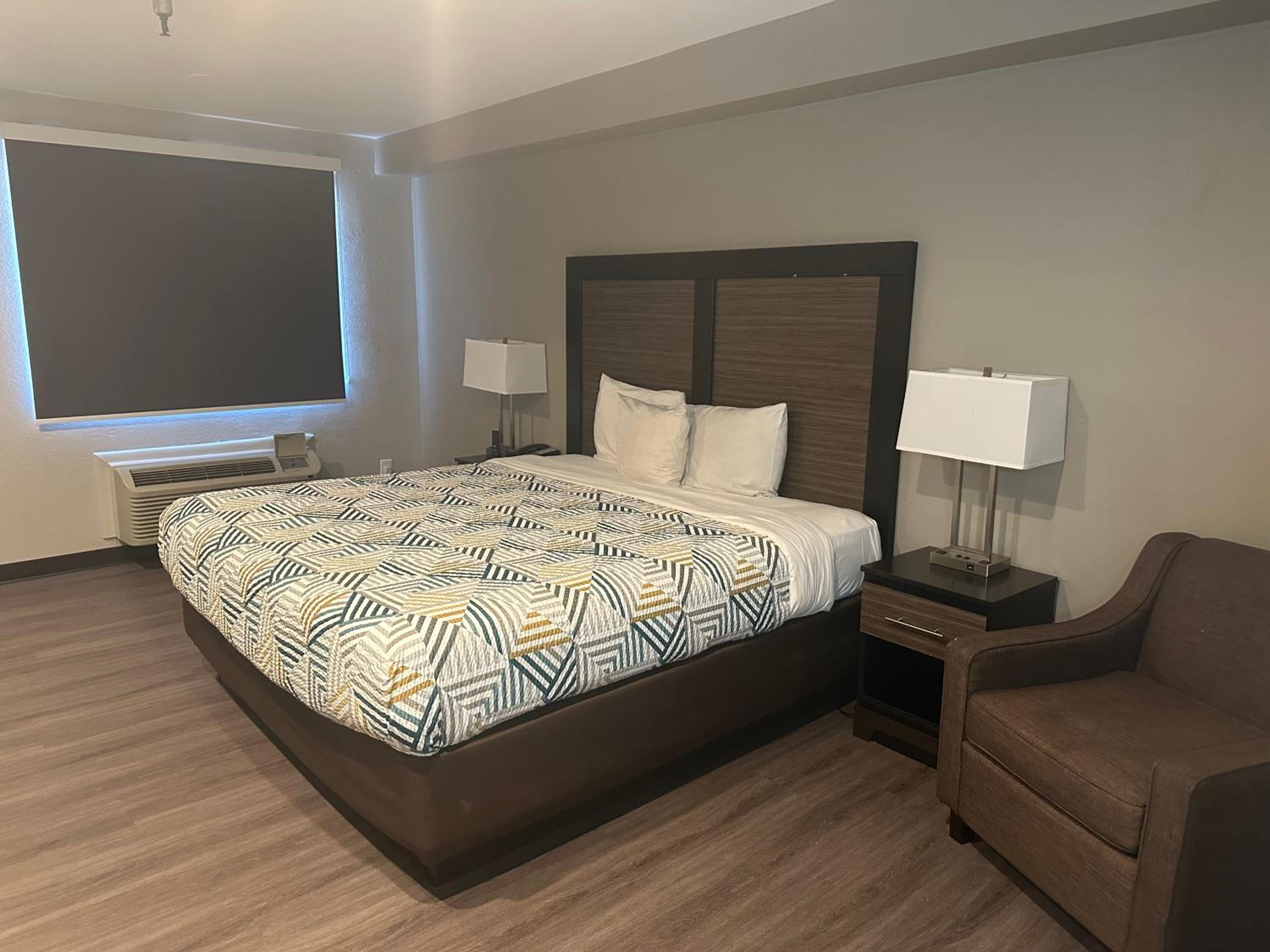King Room - Photo 1