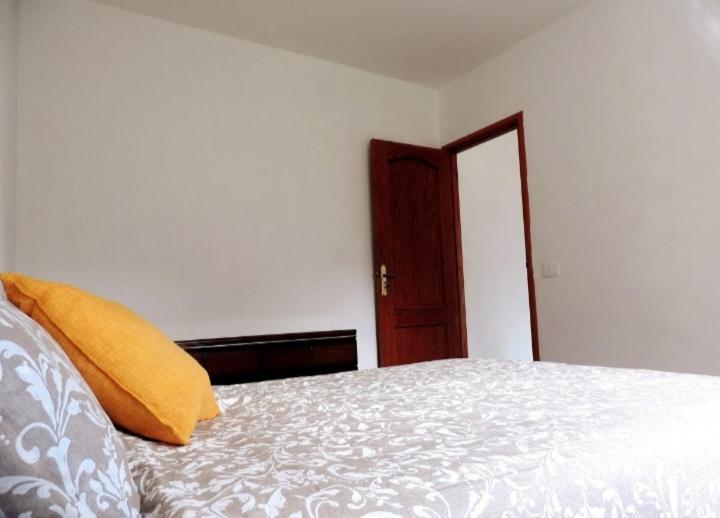 Apartamento de Dos Habitaciones con Vista a la Montaña