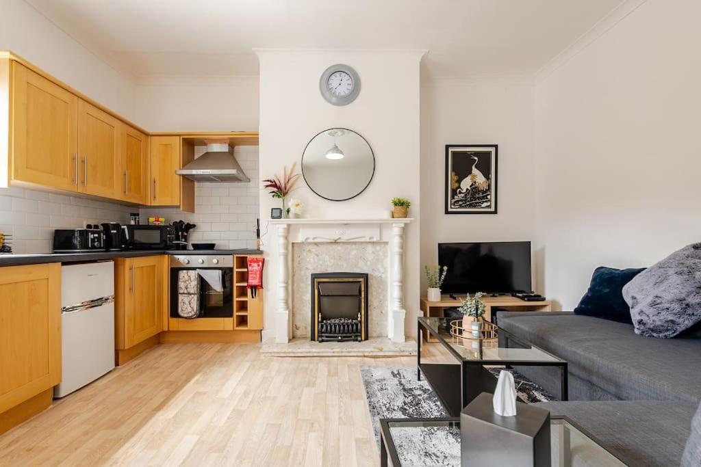 Two-Bedroom House photo 2