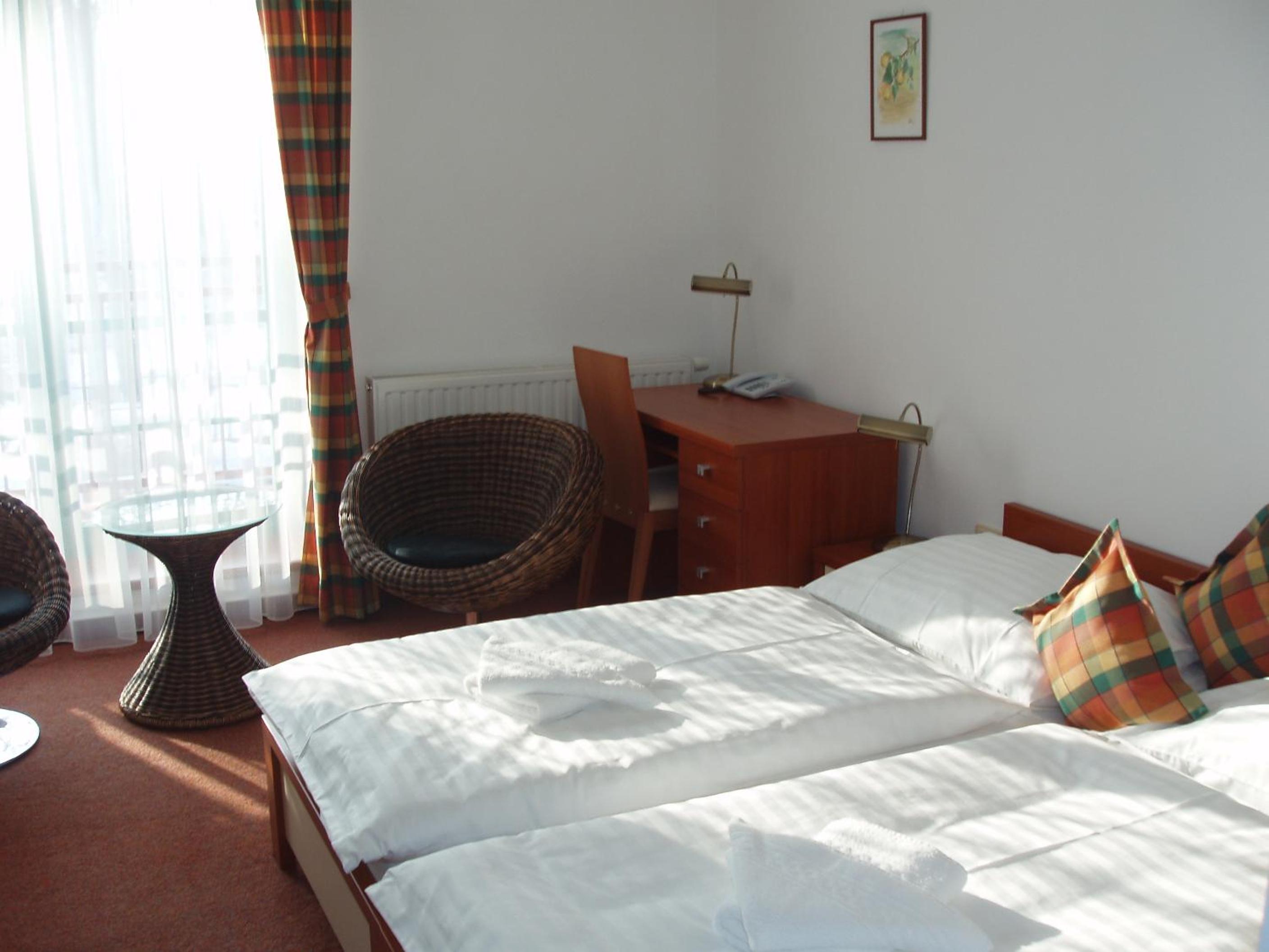 Double or Twin Room photo 1