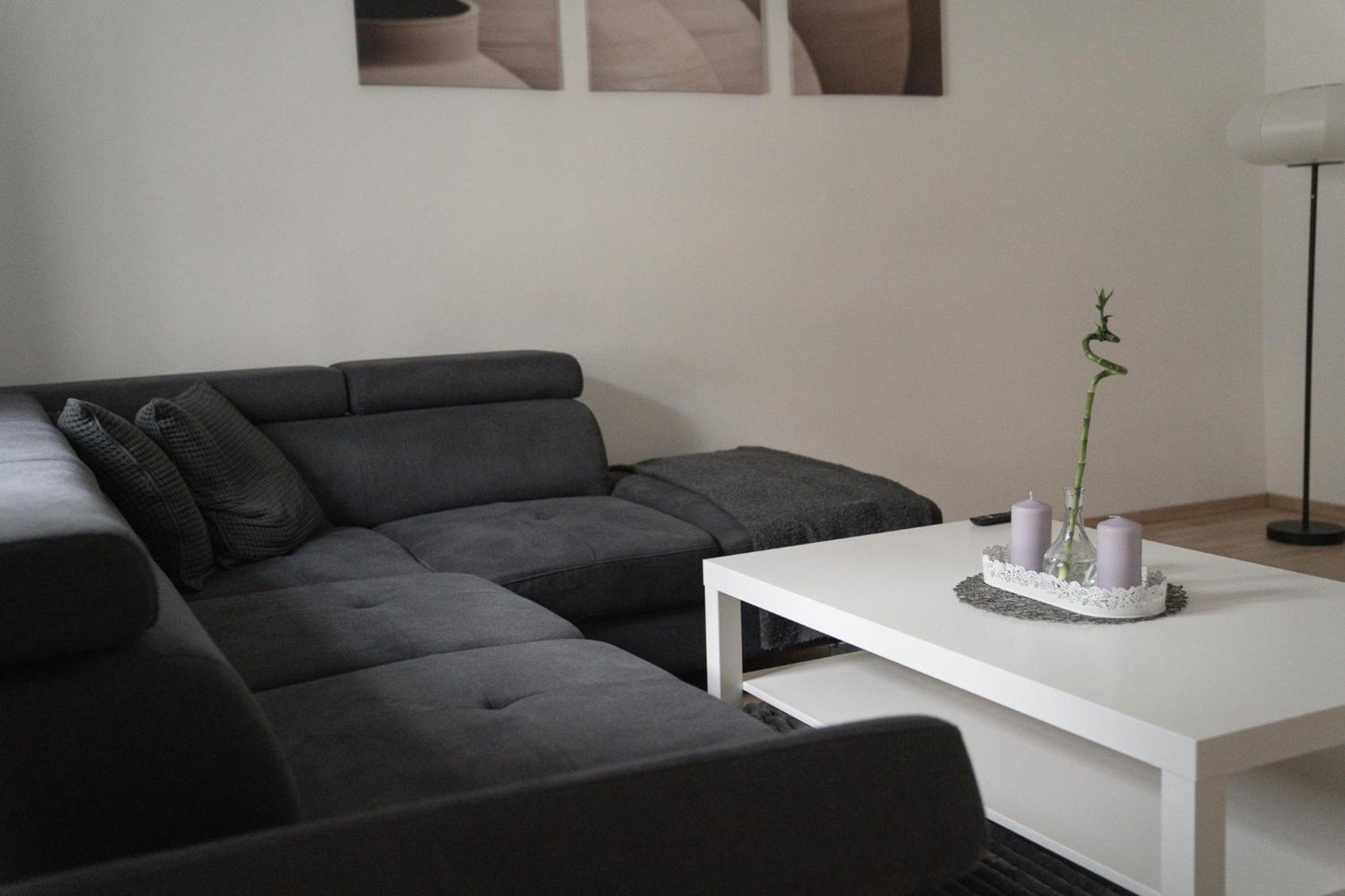 Apartment photo 2