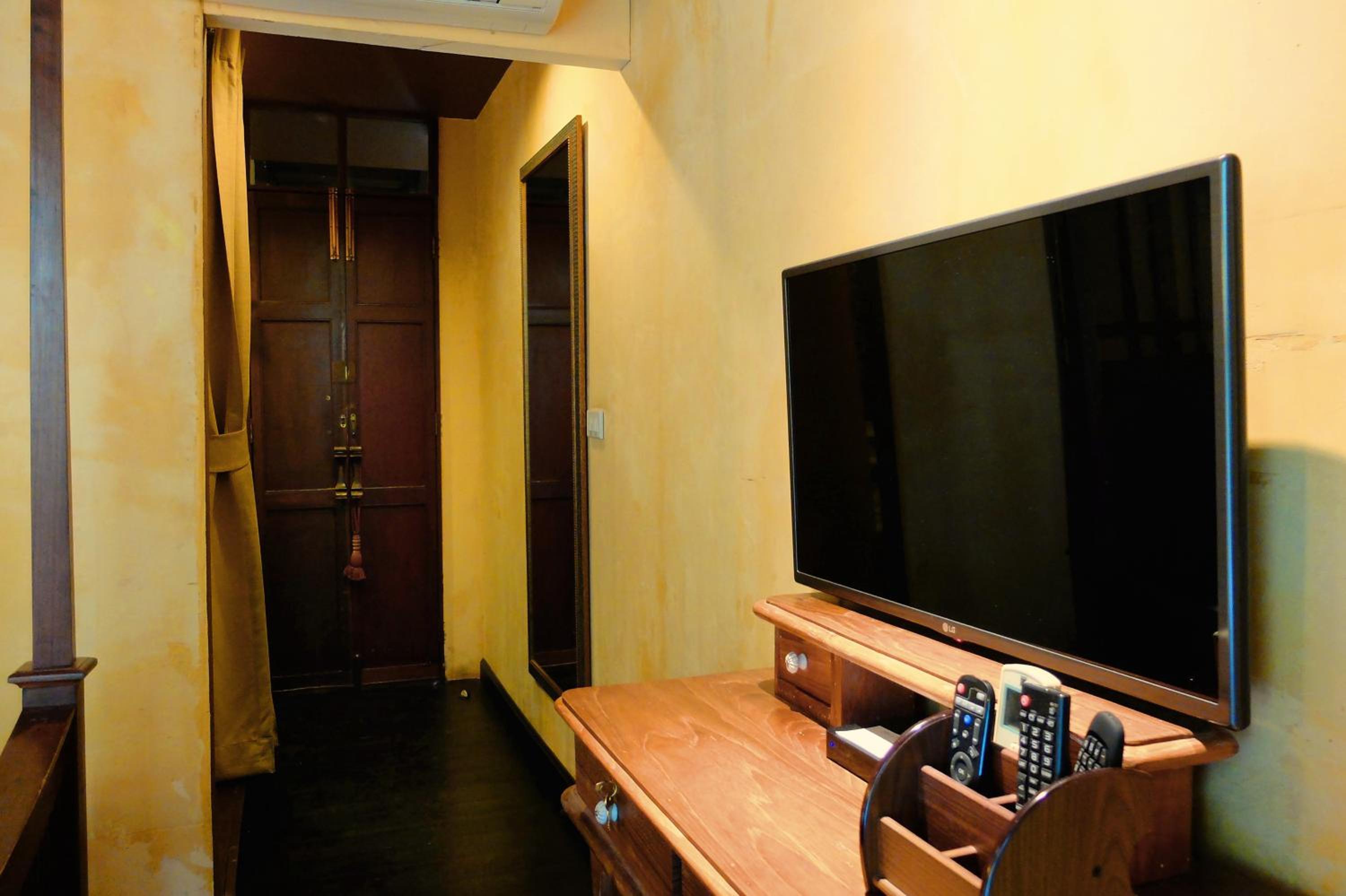 Suite with Garden Terrace