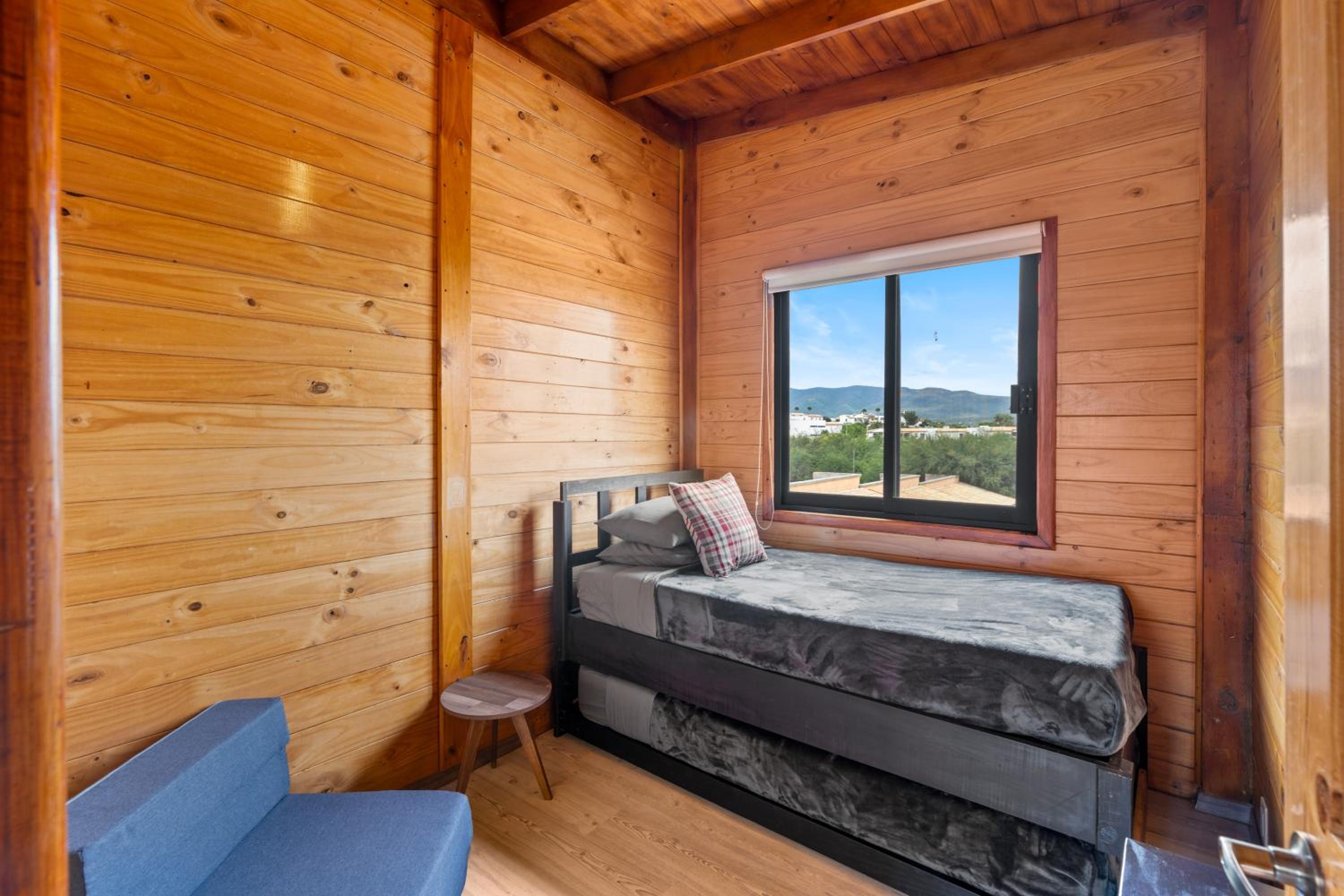 Four-Bedroom Vacation Home photo 1