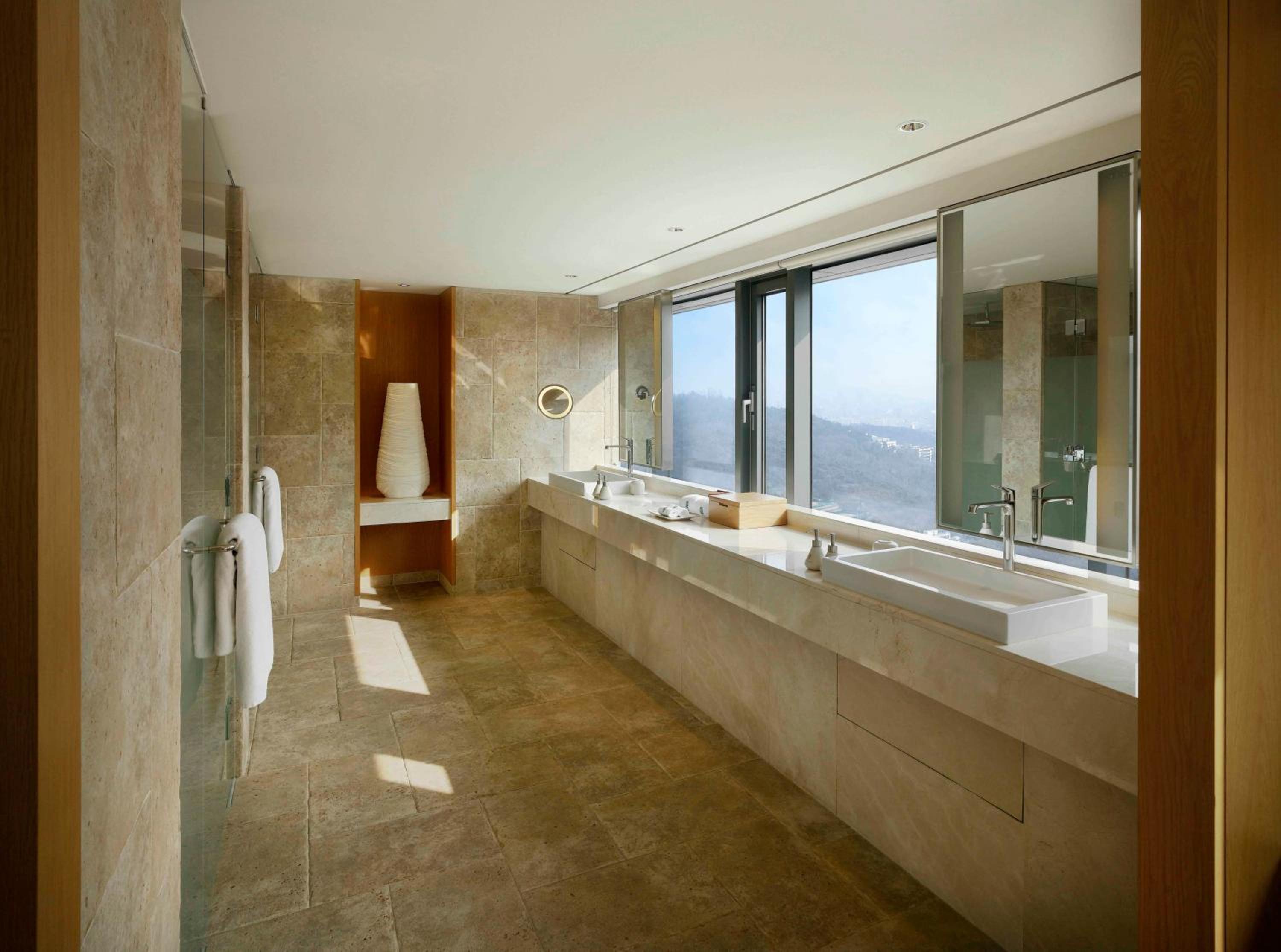 Premier Pool Namsan View - Photo 2