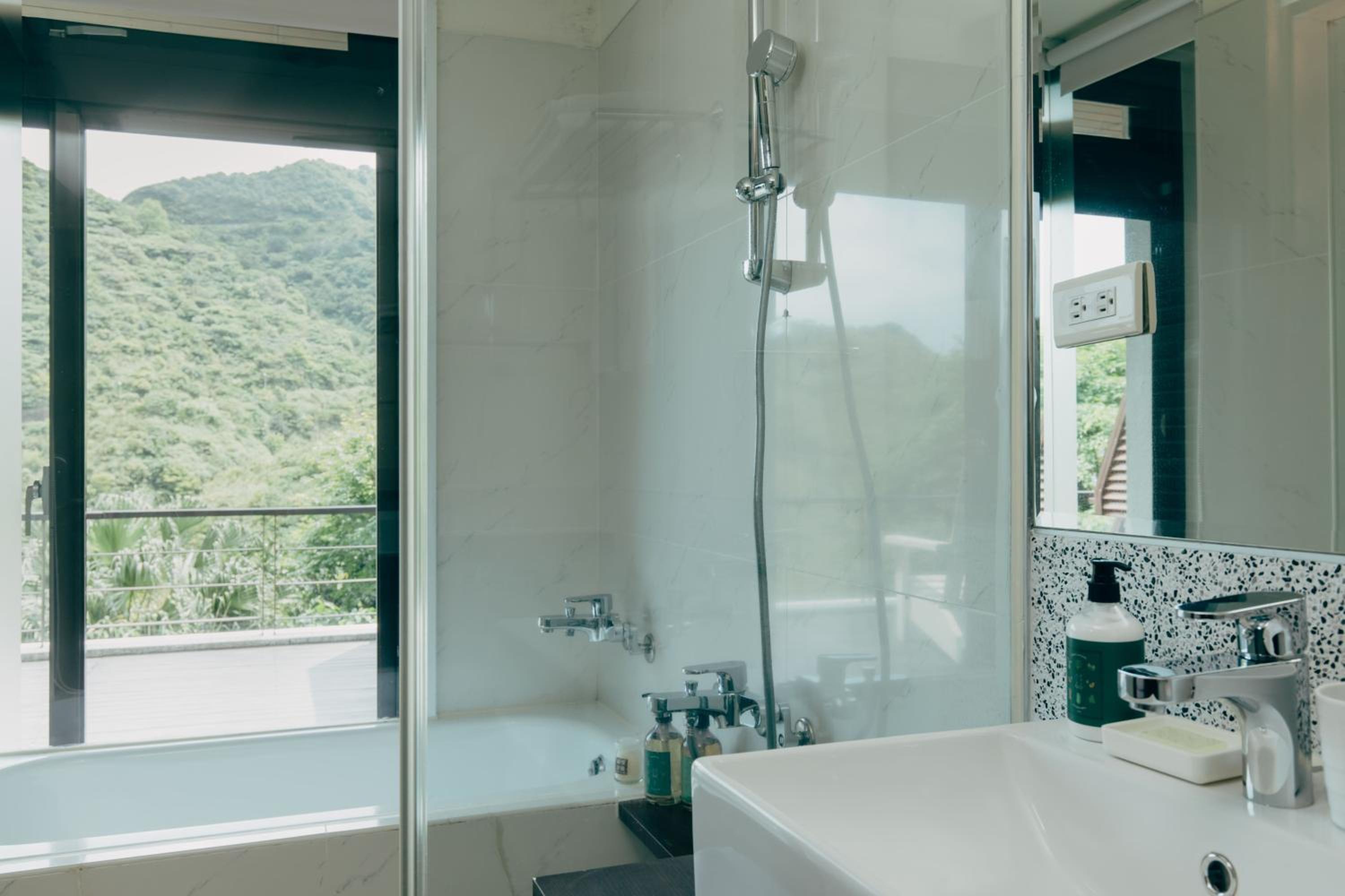 Double Room with Mountain View photo 3