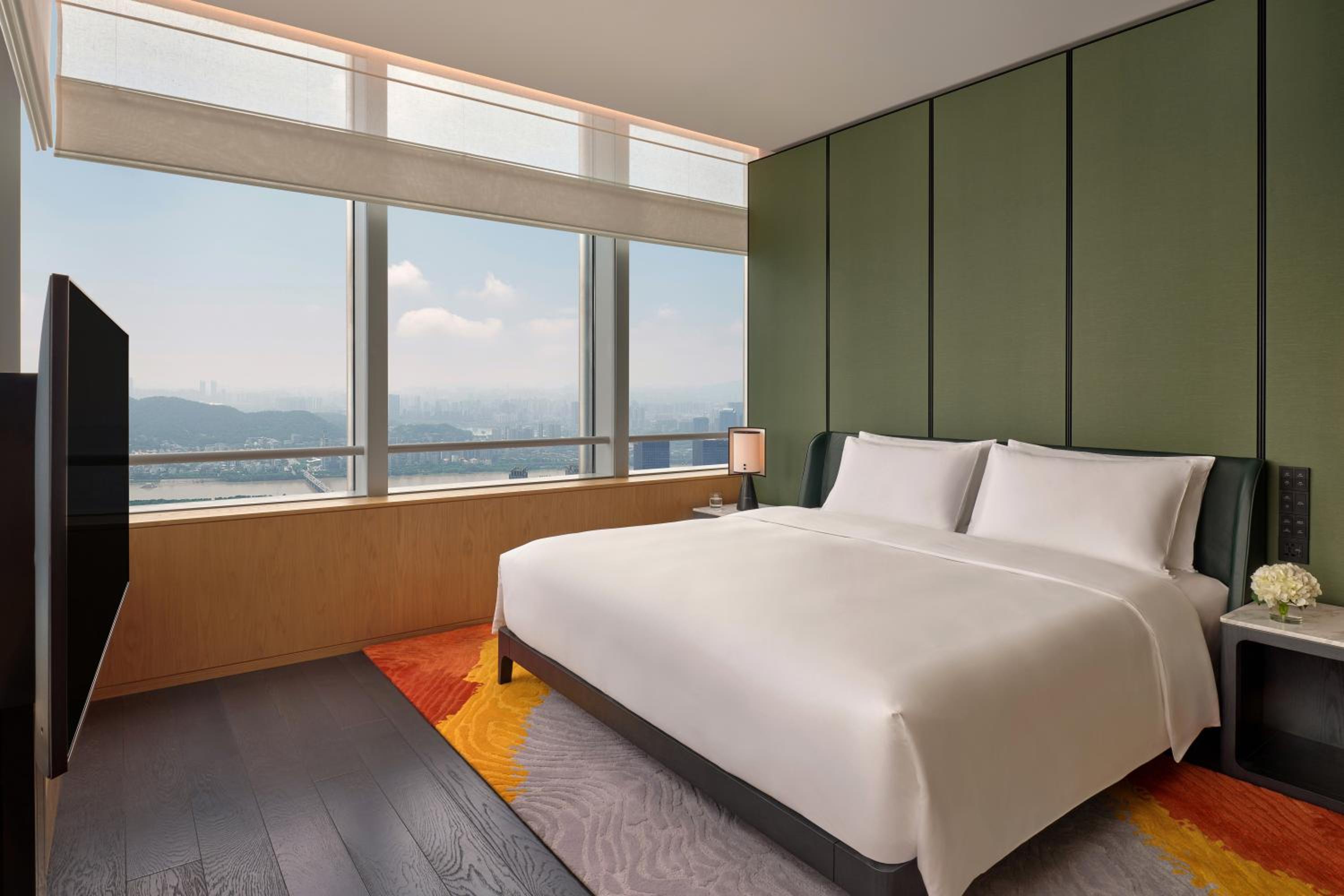 Suite photo 1
