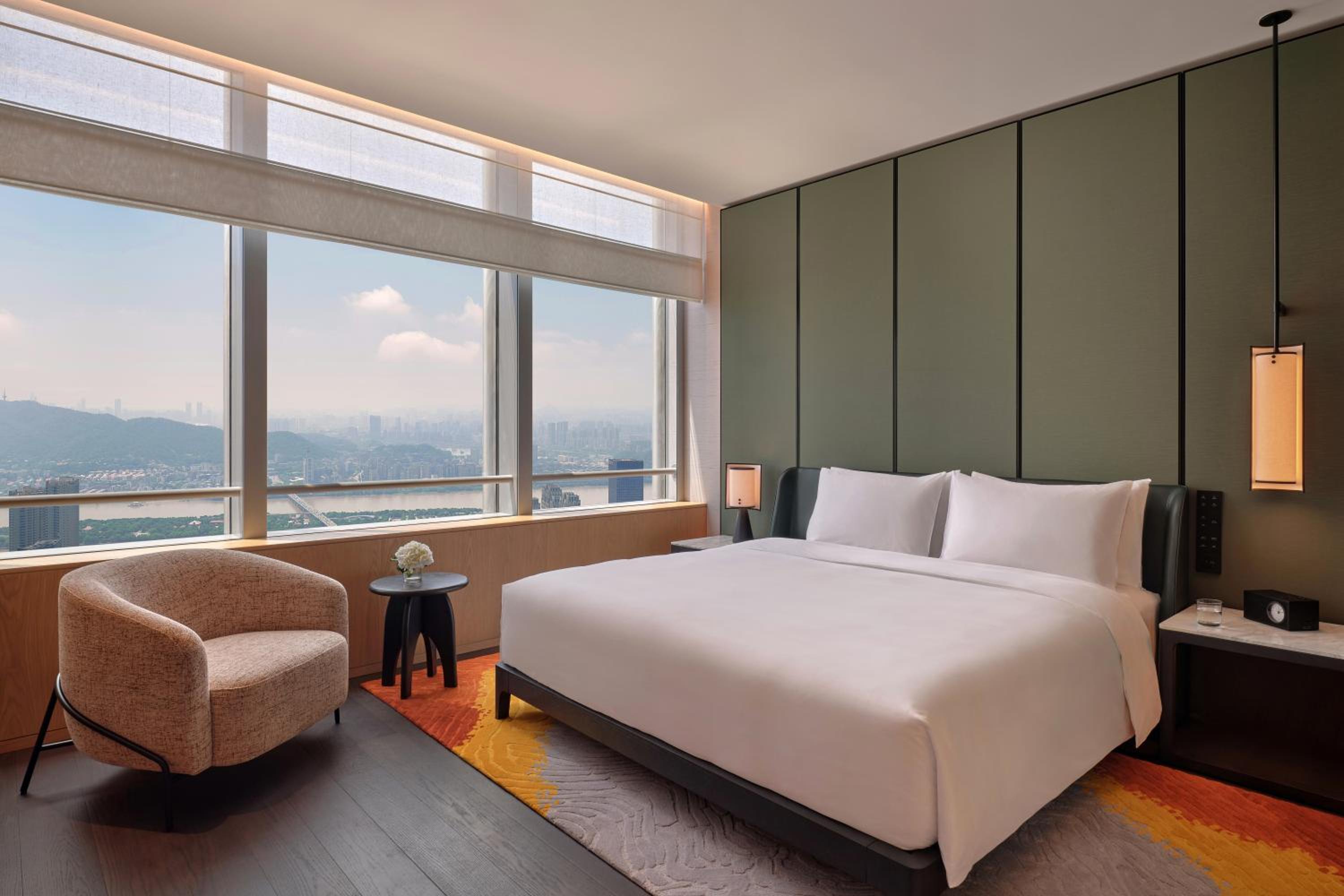 Deluxe Park Suite with River View photo 1