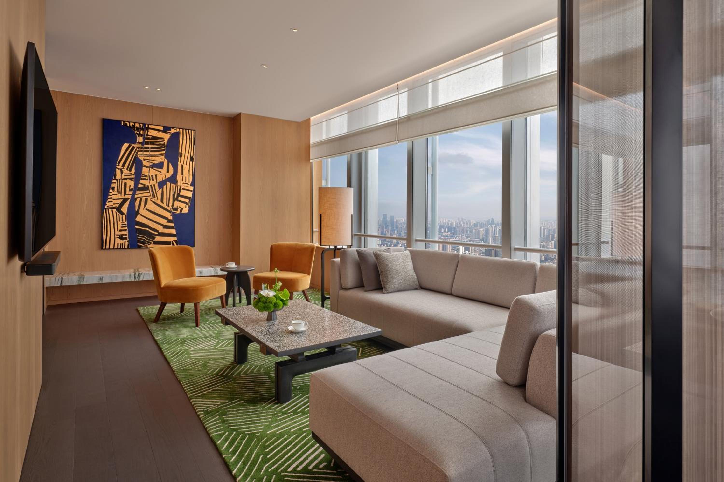Deluxe Park Suite with River View photo 2