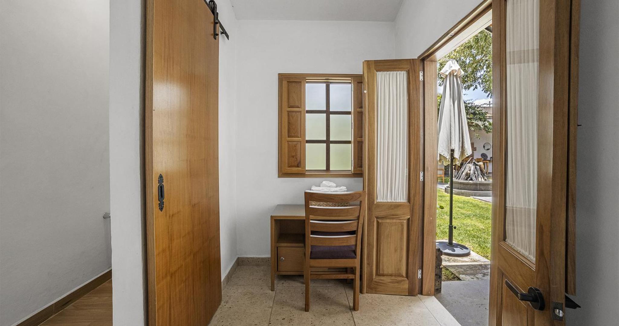 Standard Double Room photo 2