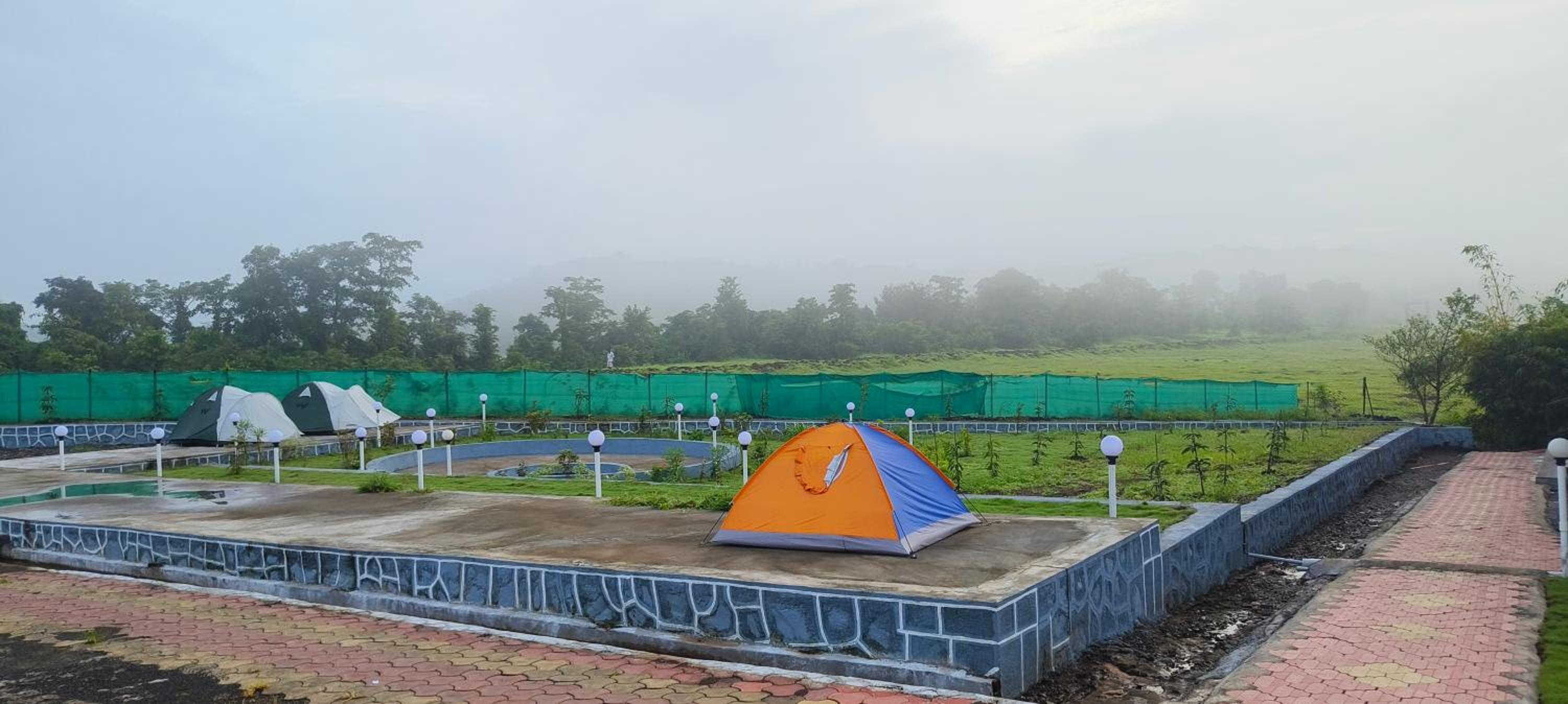 Tent - Photo 11