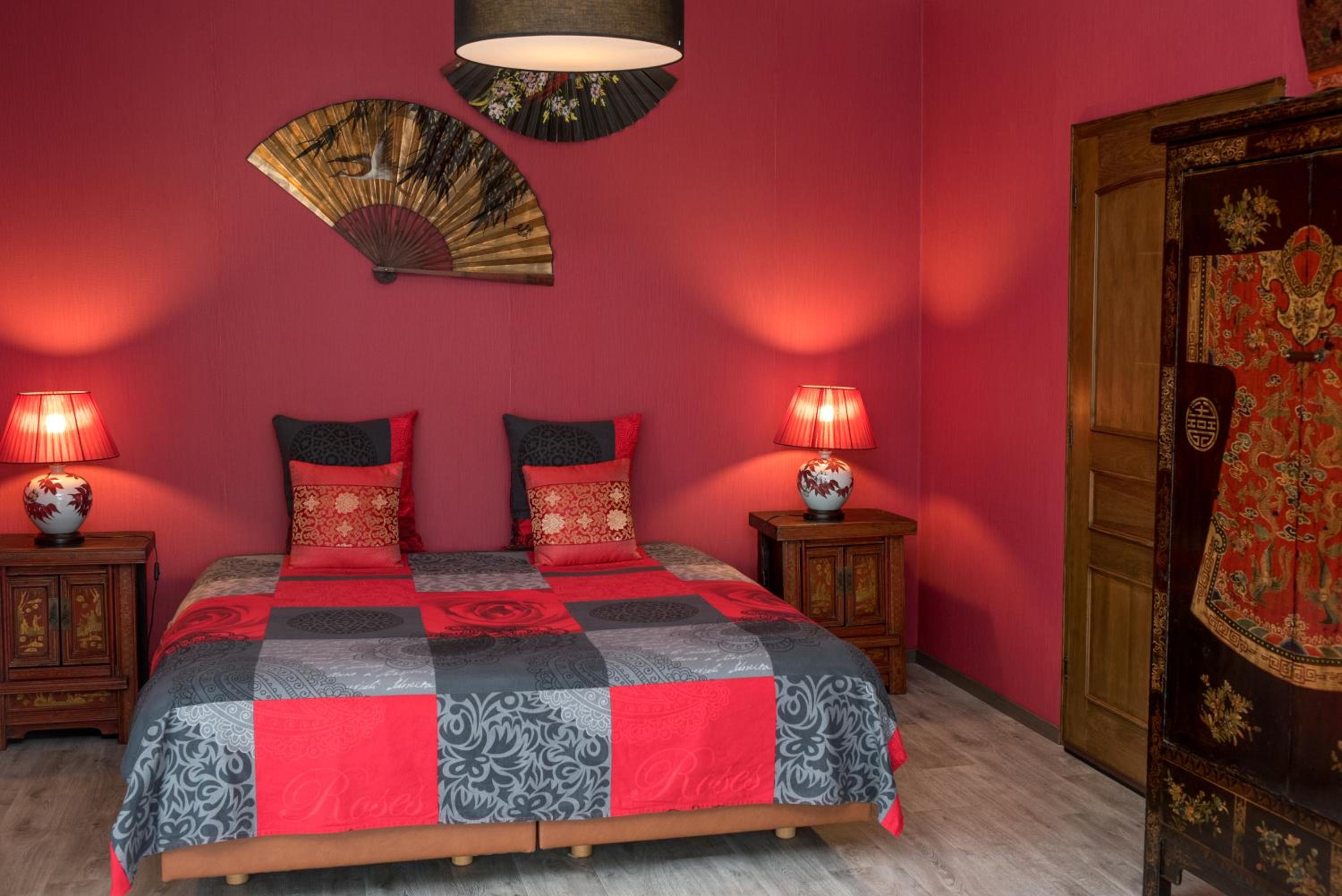 Standard Double Room With Sofa photo 1