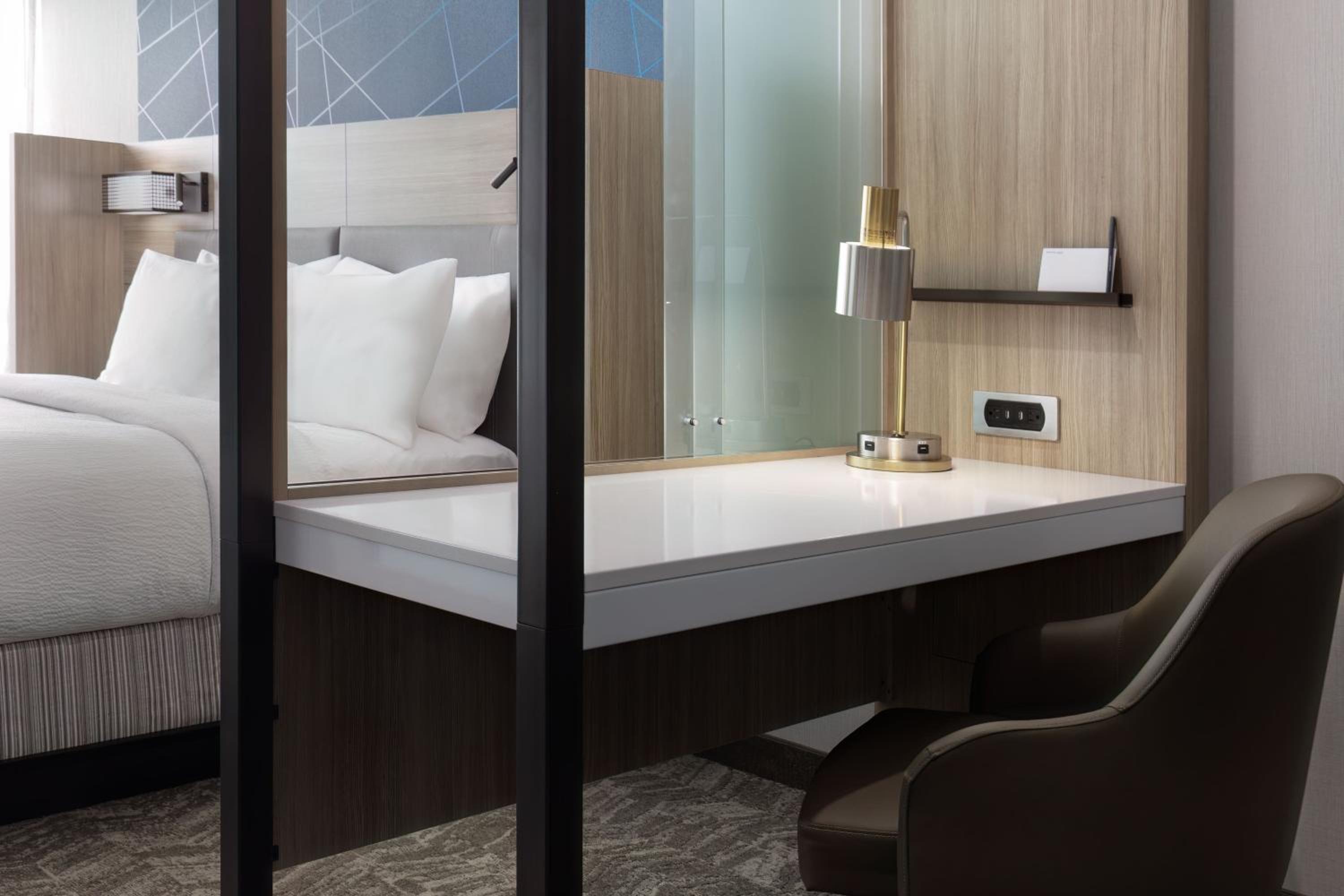 Extended King Suite with Trundle Bed - Photo 3