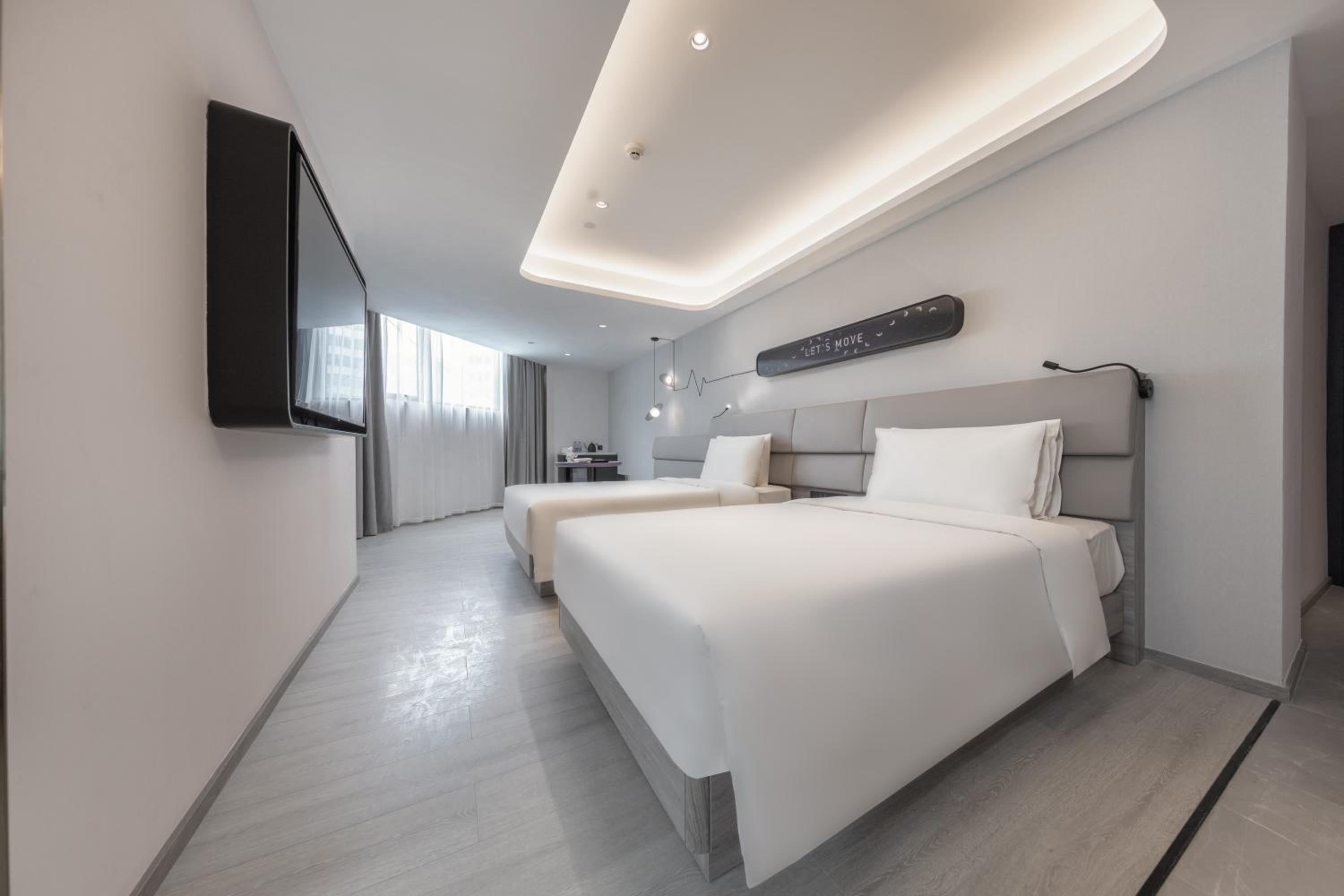 Joy Twin Room