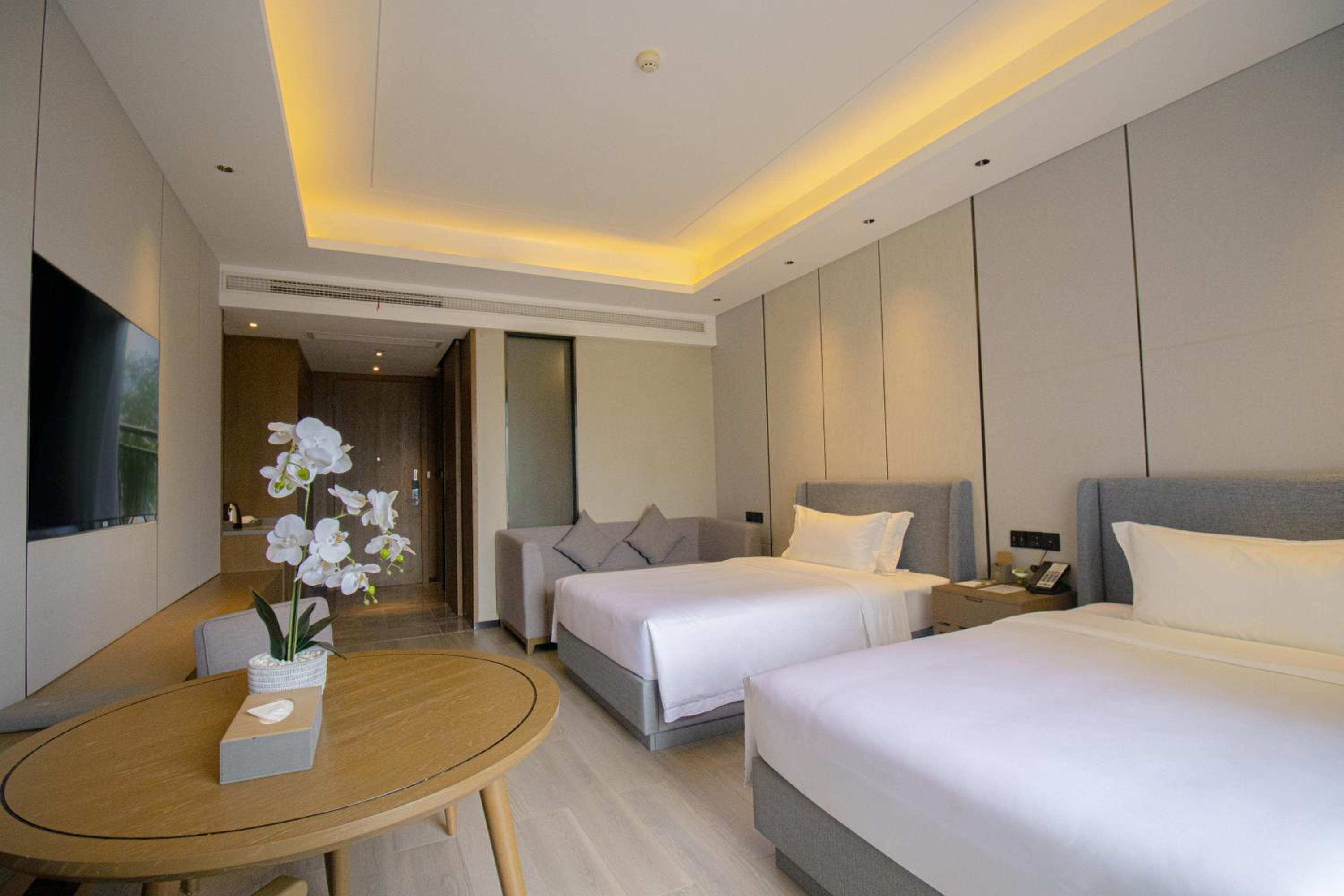 Twin Room with Sea View photo 3