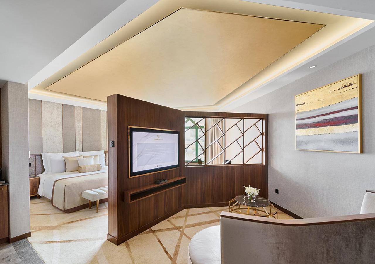 Executive Suite Executive Suite