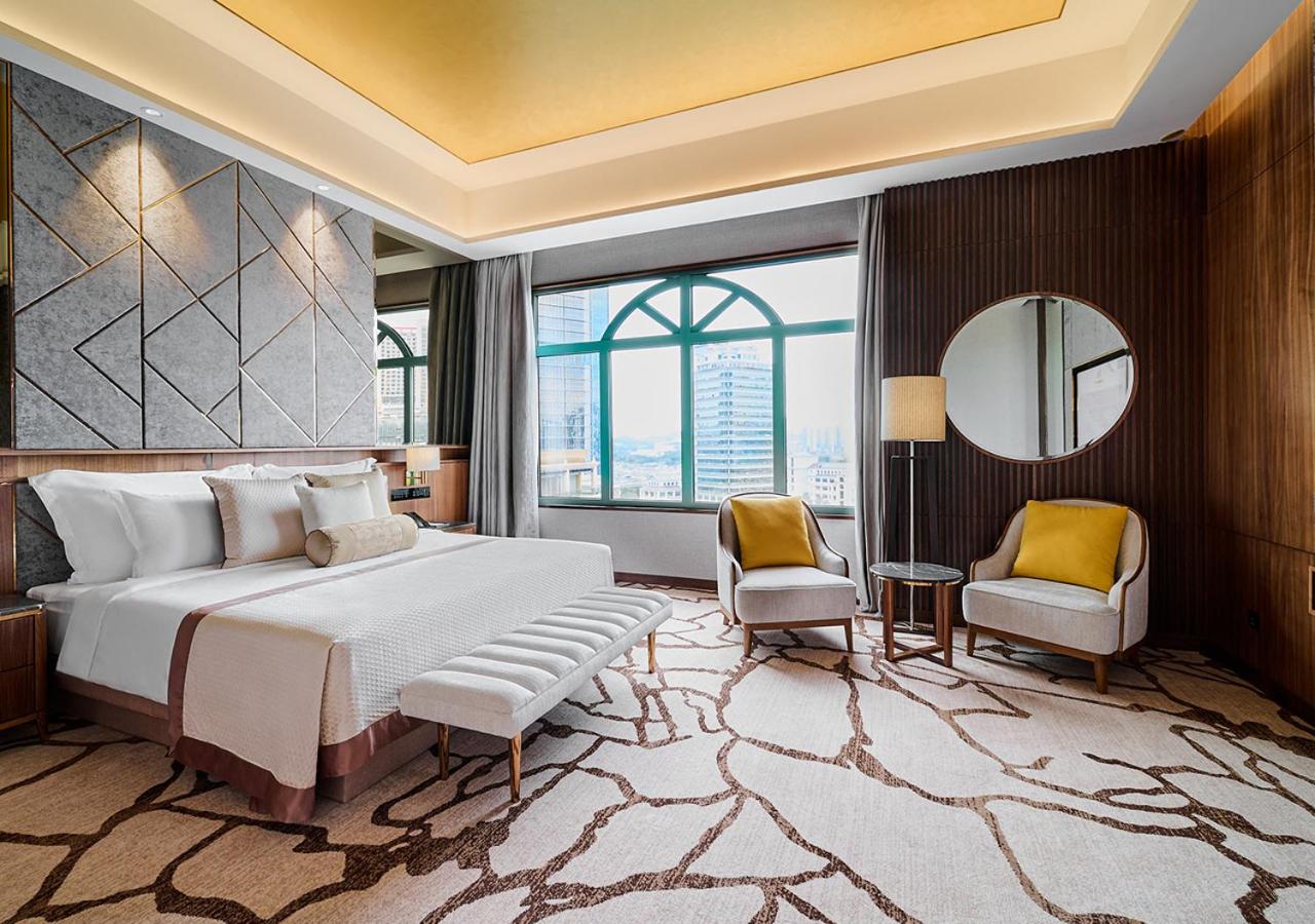 Premier Suite