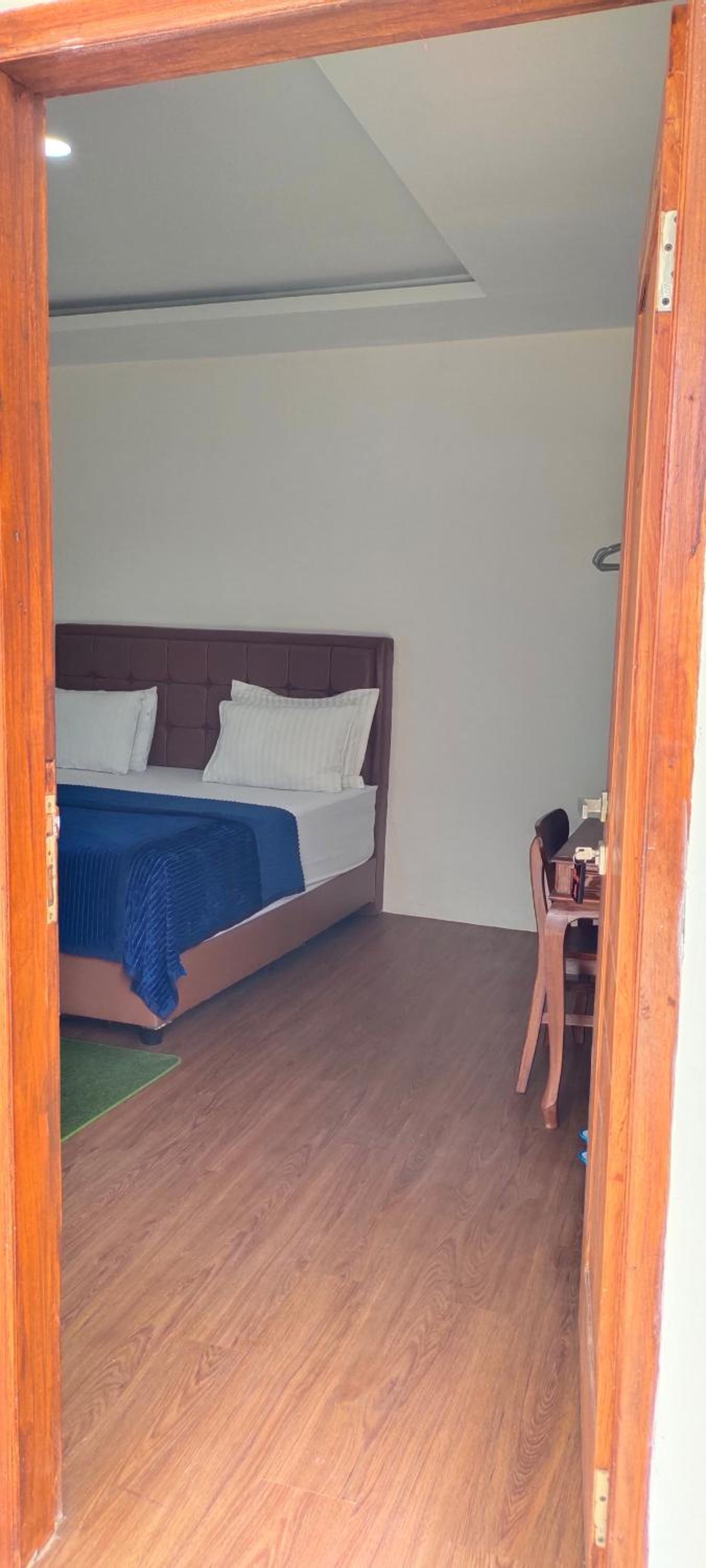 Deluxe King Room - Photo 6