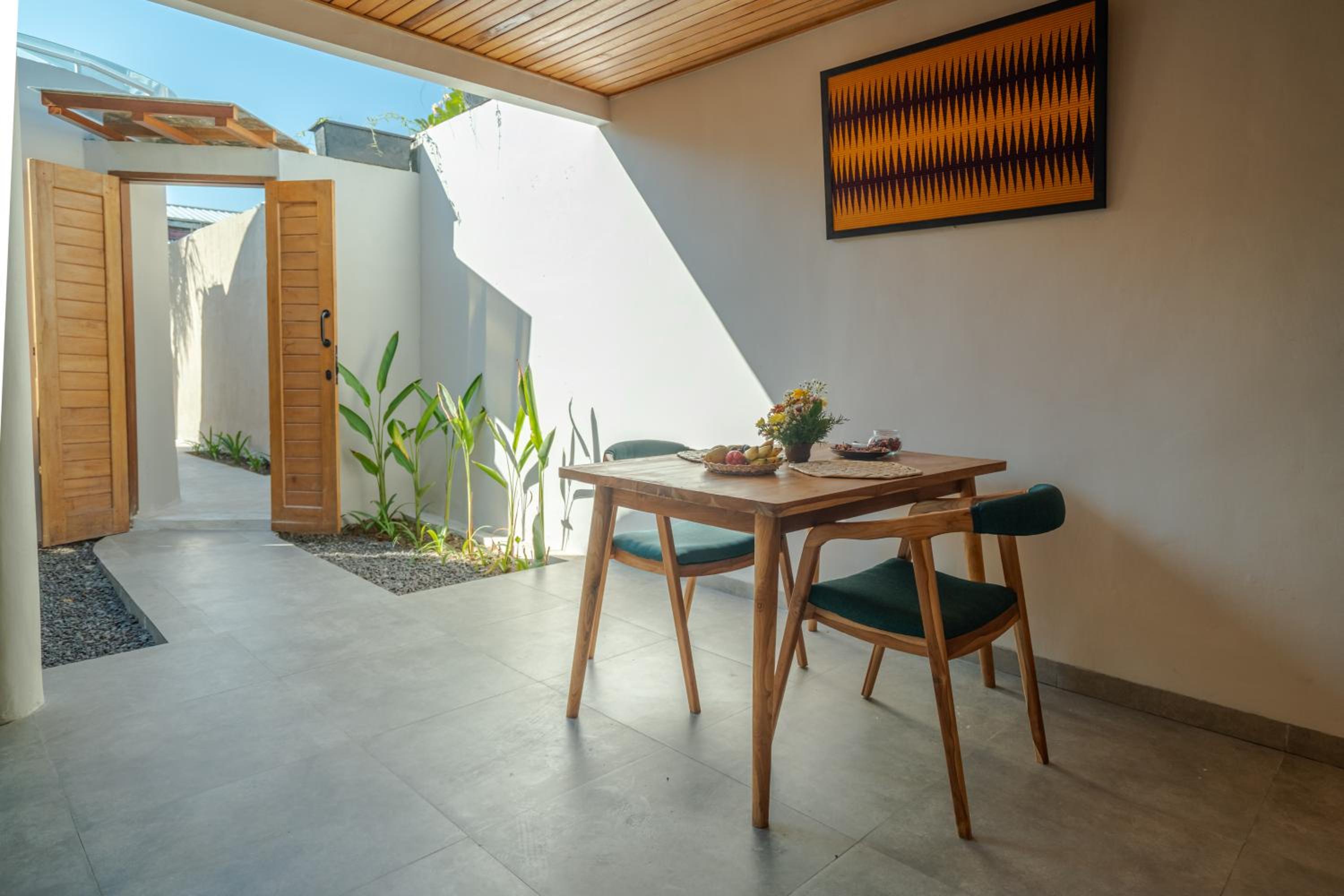 Suite - Photo 9