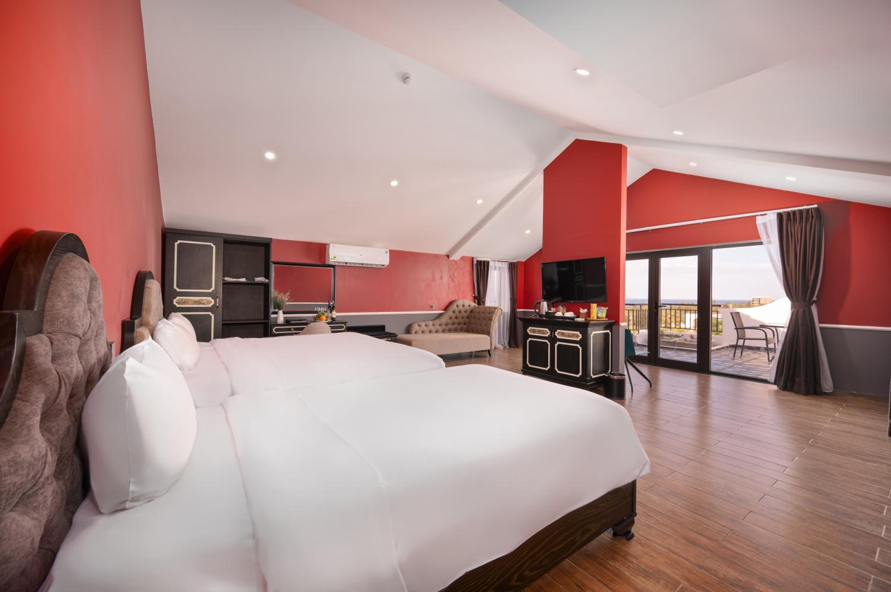 Deluxe Triple Room With Sea View photo 1