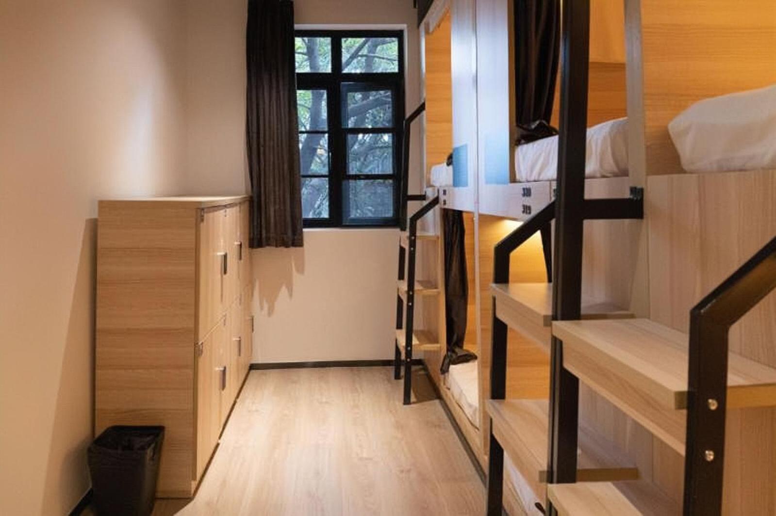 Bed in 6-Beds Male Dormitory Room photo 2