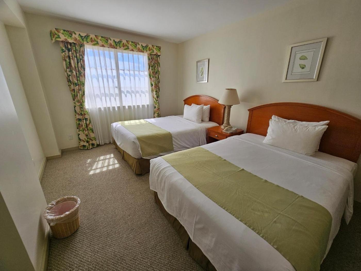 Deluxe Family Room photo 1