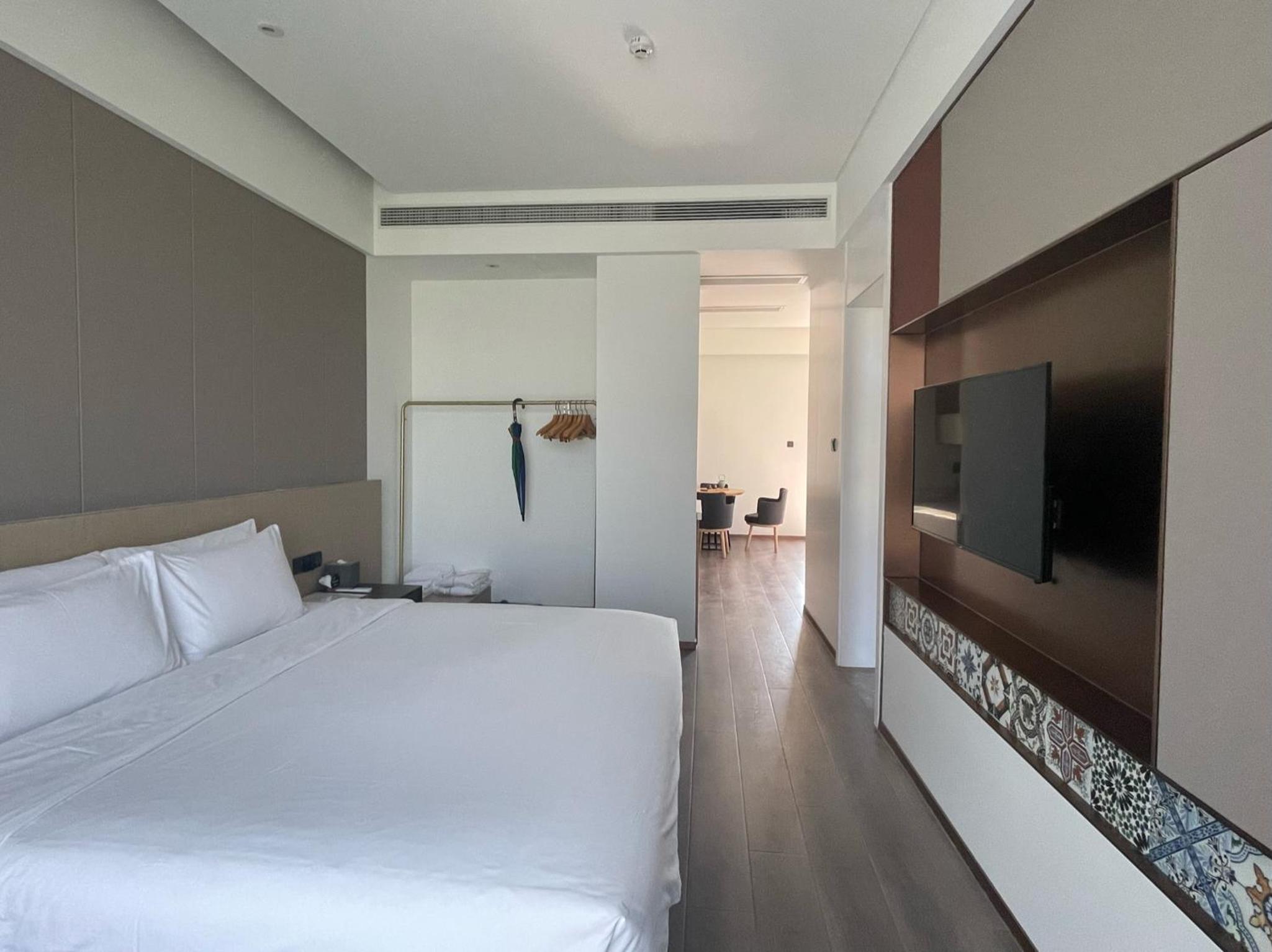 Twin Room With Bath