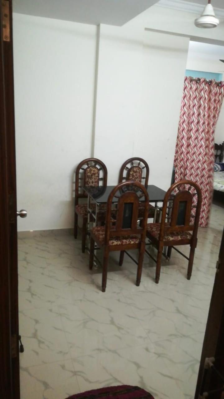 Family Room with Balcony photo 3