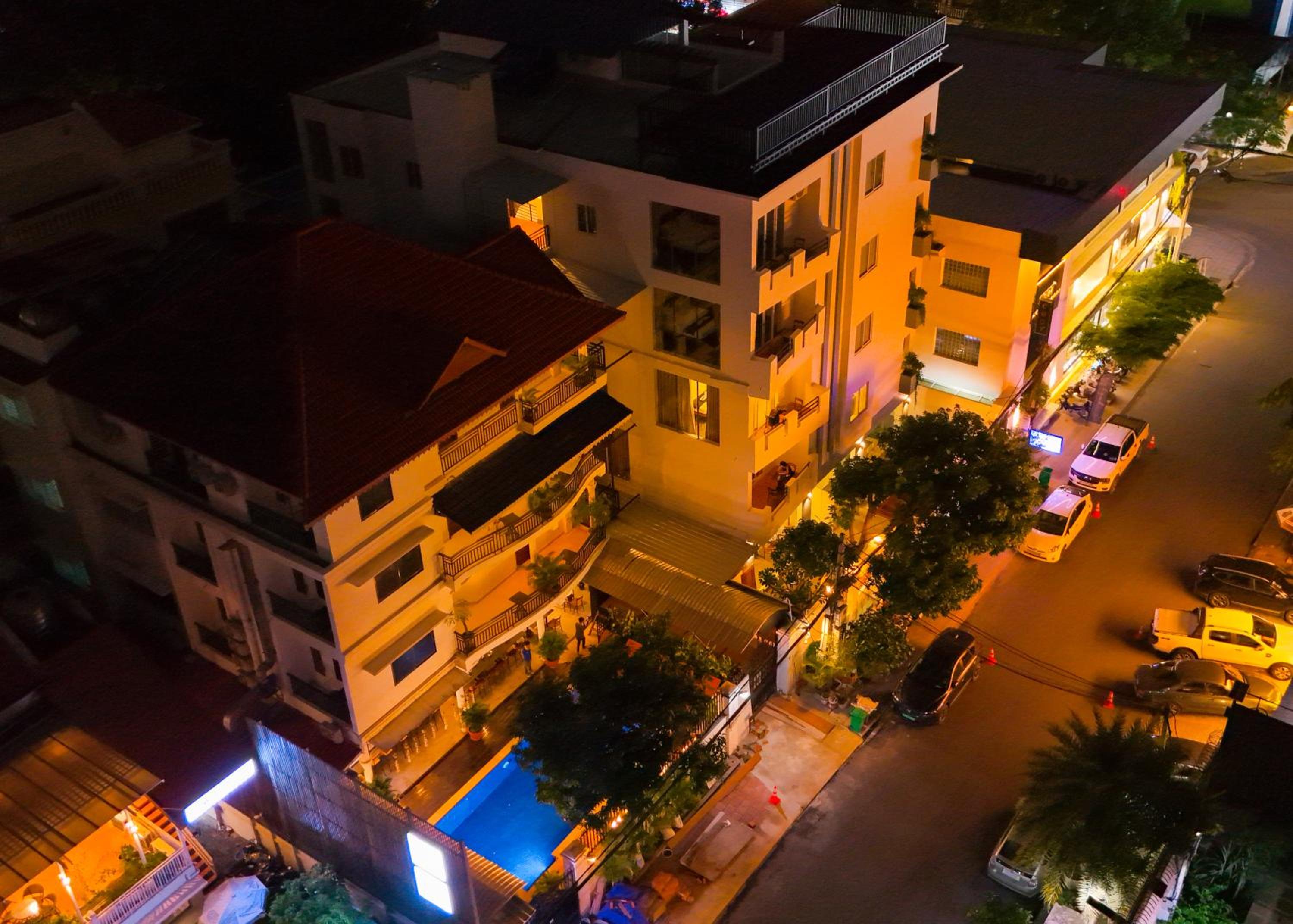 Superior Double with Balcony - Photo 7