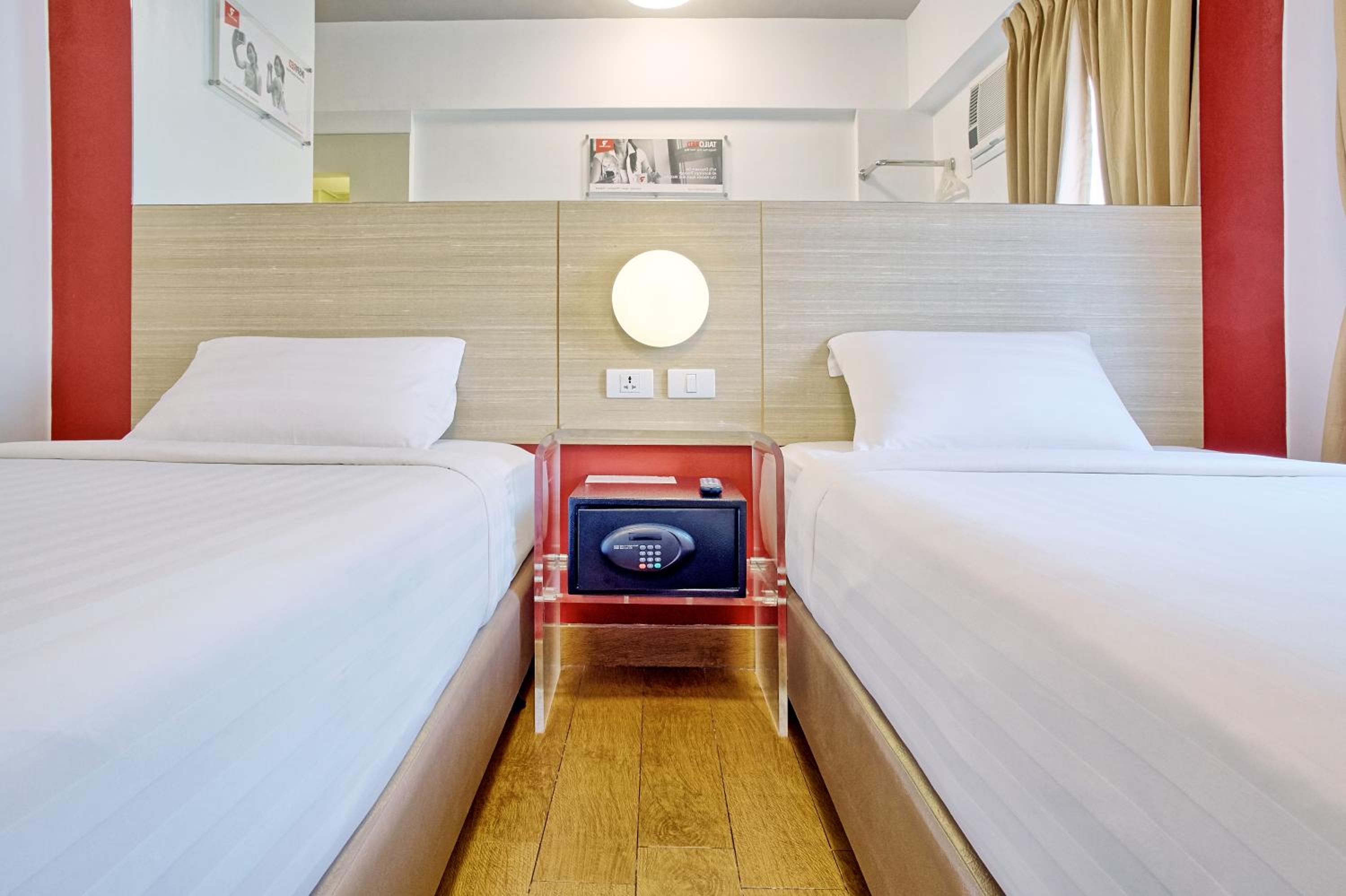 Twin Room - Photo 6