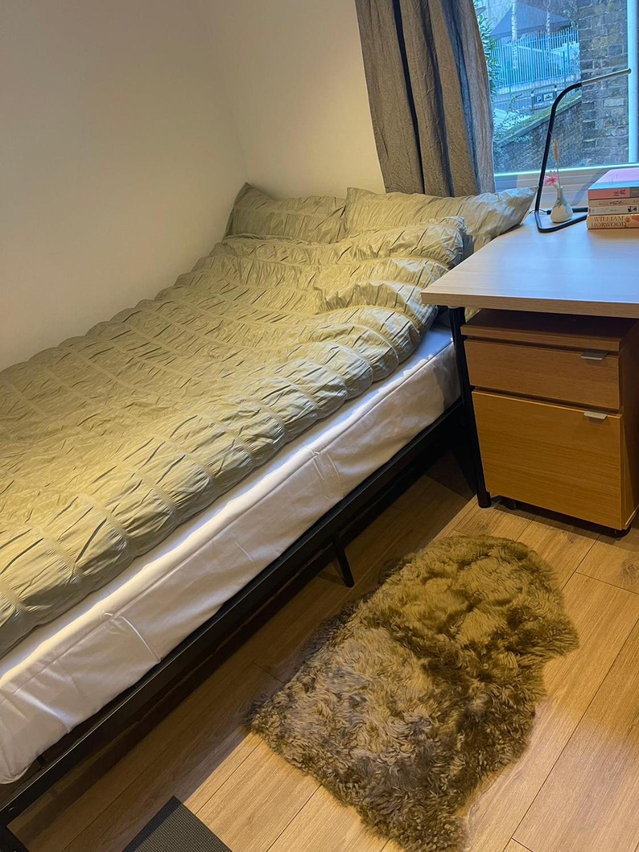 Double Room with Shared Bathroom photo 1