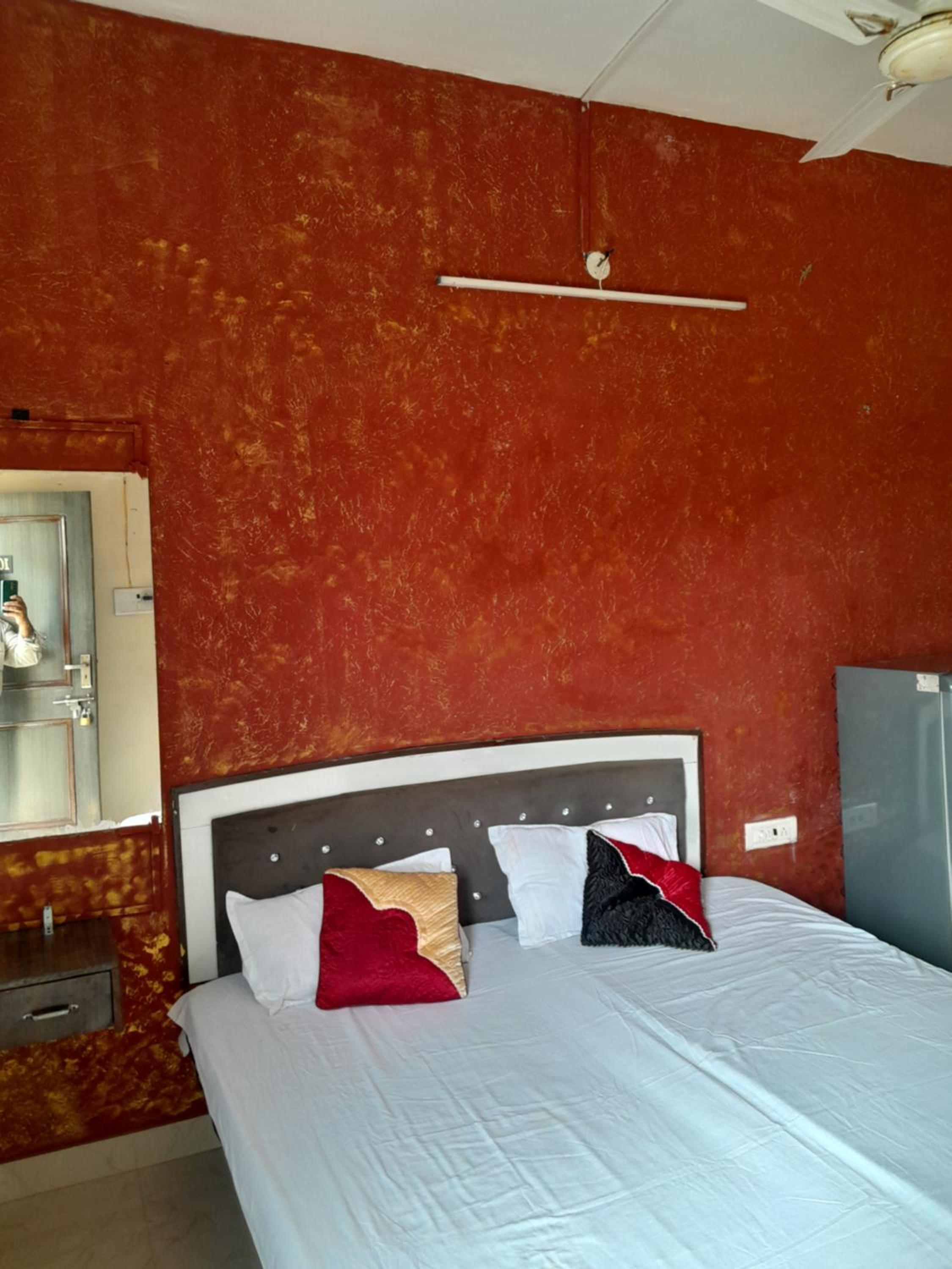 Double Room With Private Bathroom photo 1