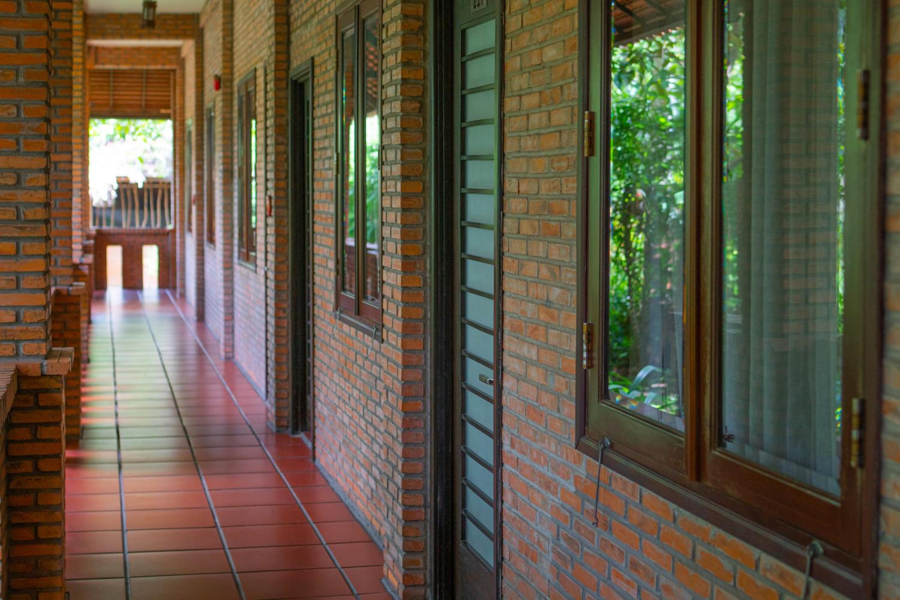Family Room - Photo 24
