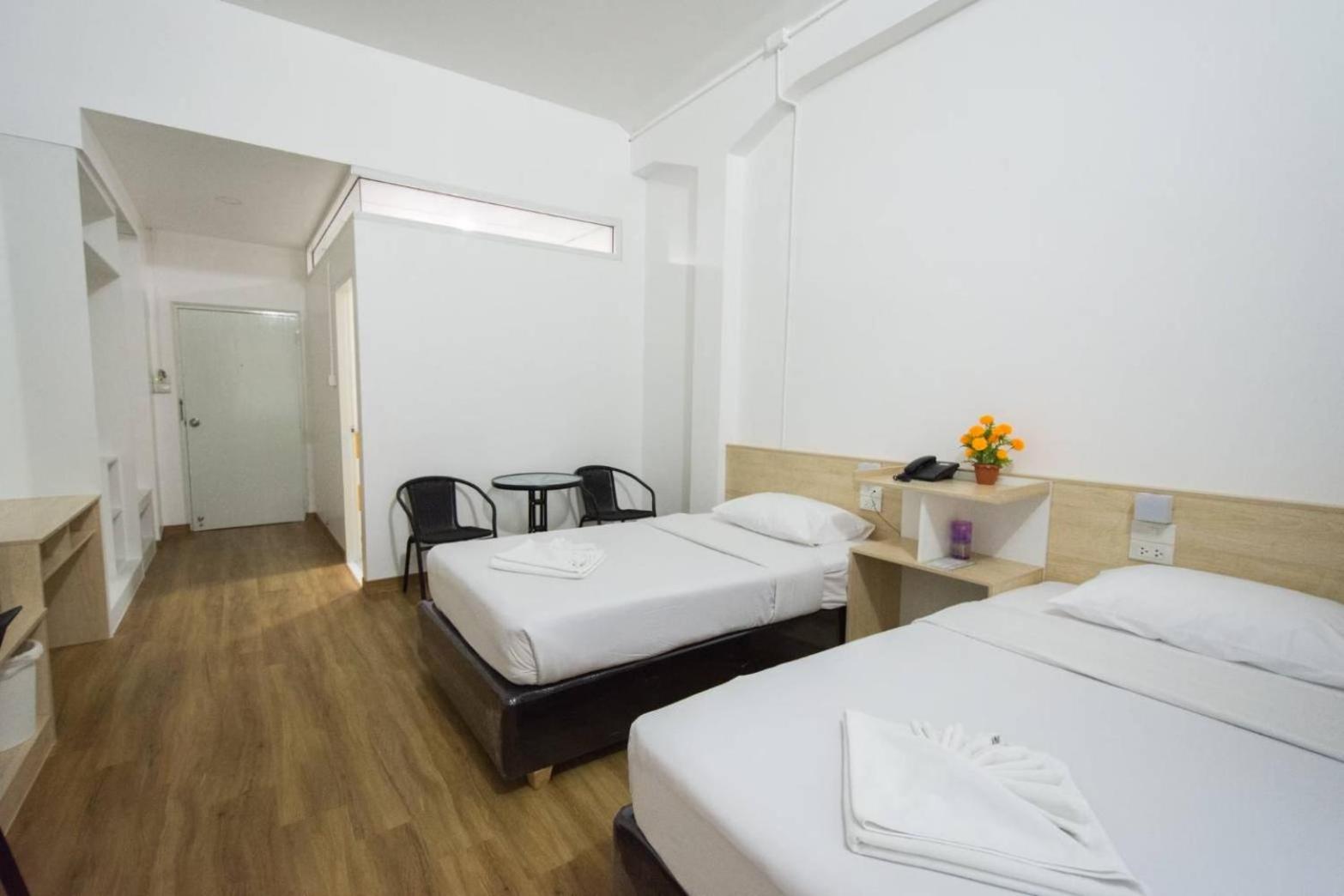 New Standard Twin Room - Photo 4