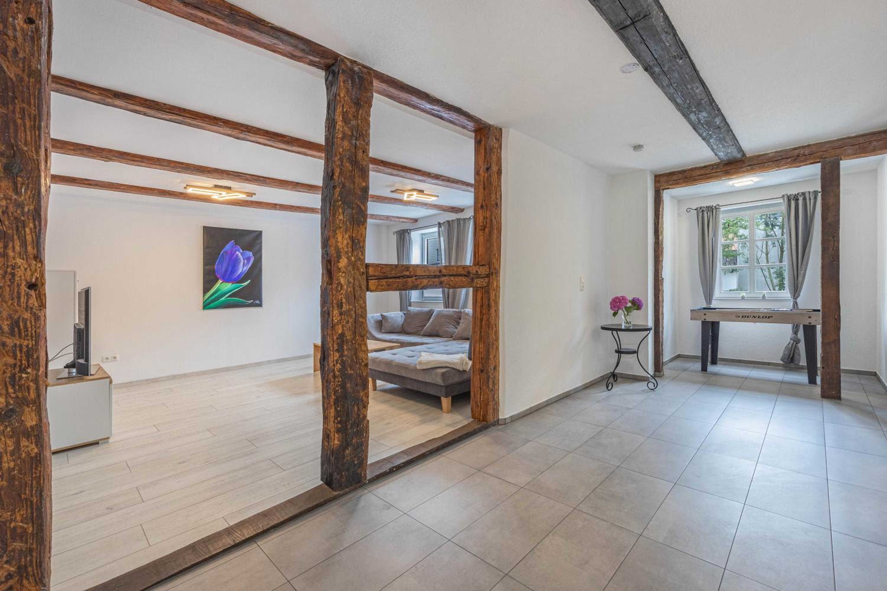 Two-Bedroom Deluxe Apartment with Garden View photo 2