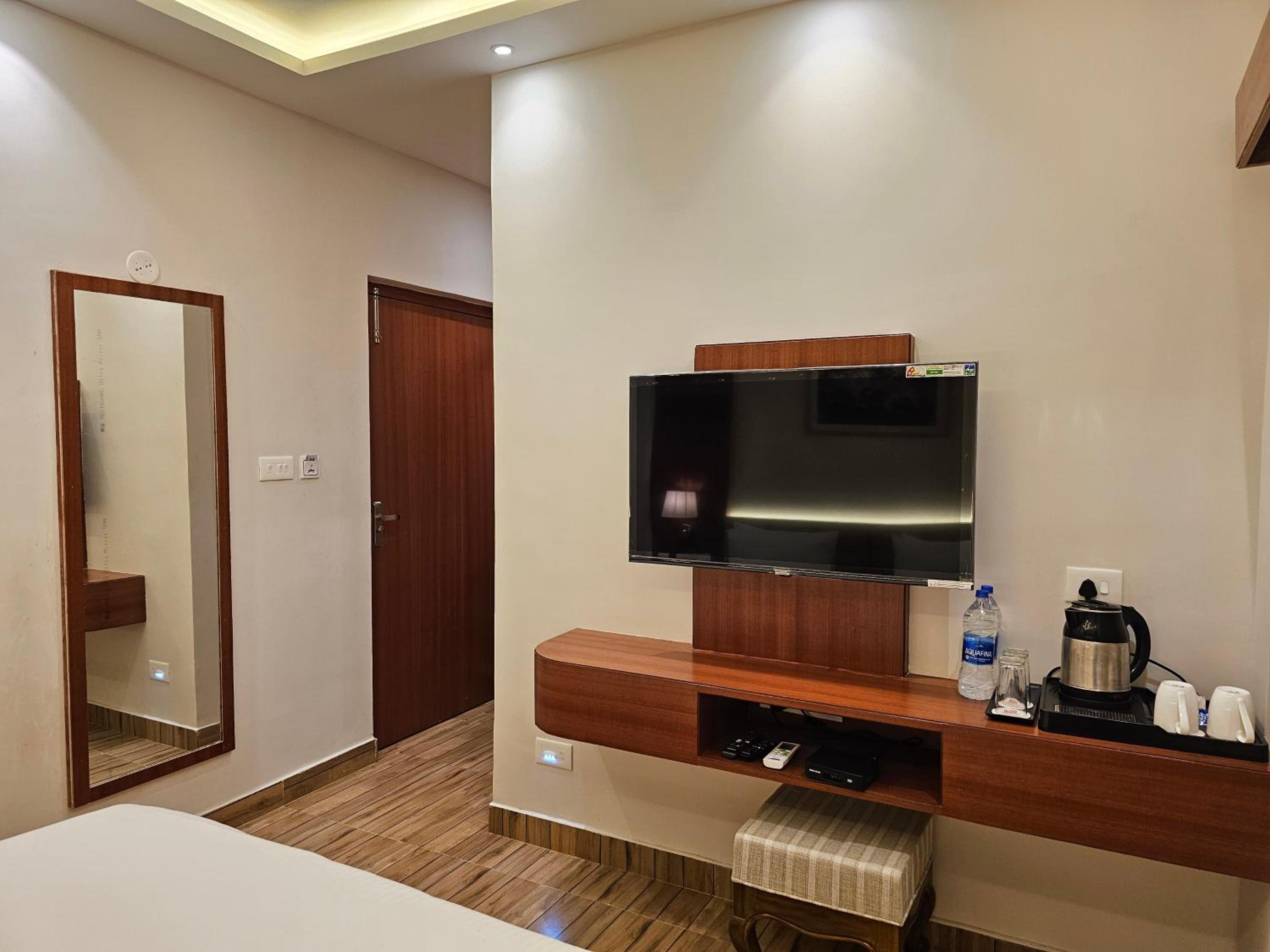 Budget Double Room - Photo 4