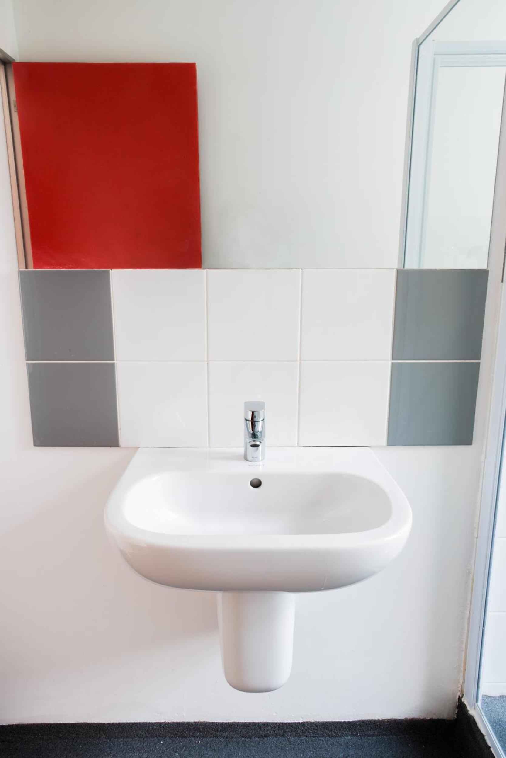Private King or Twin Ensuite Room photo 2