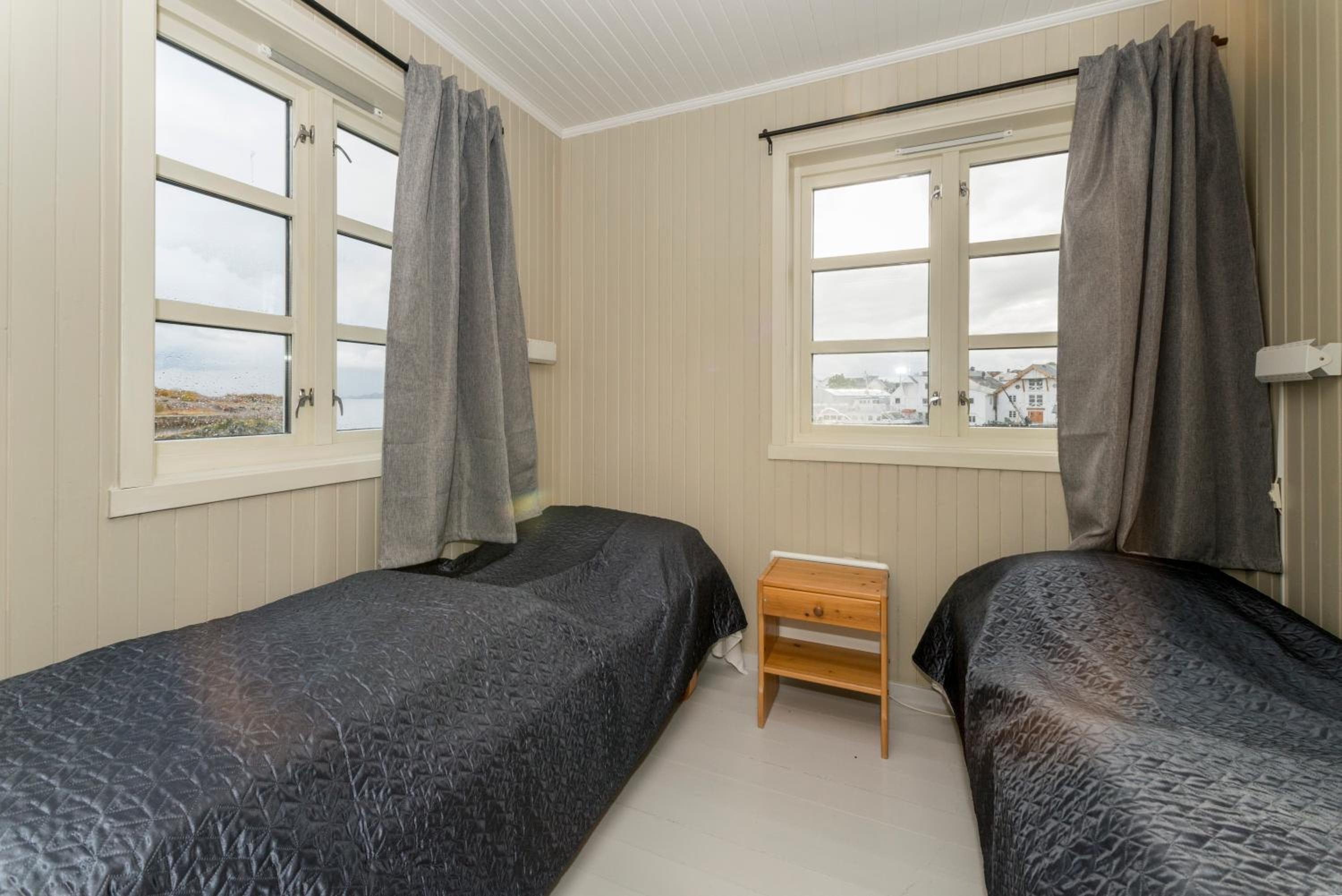 Two-Bedroom Apartment - Photo 6