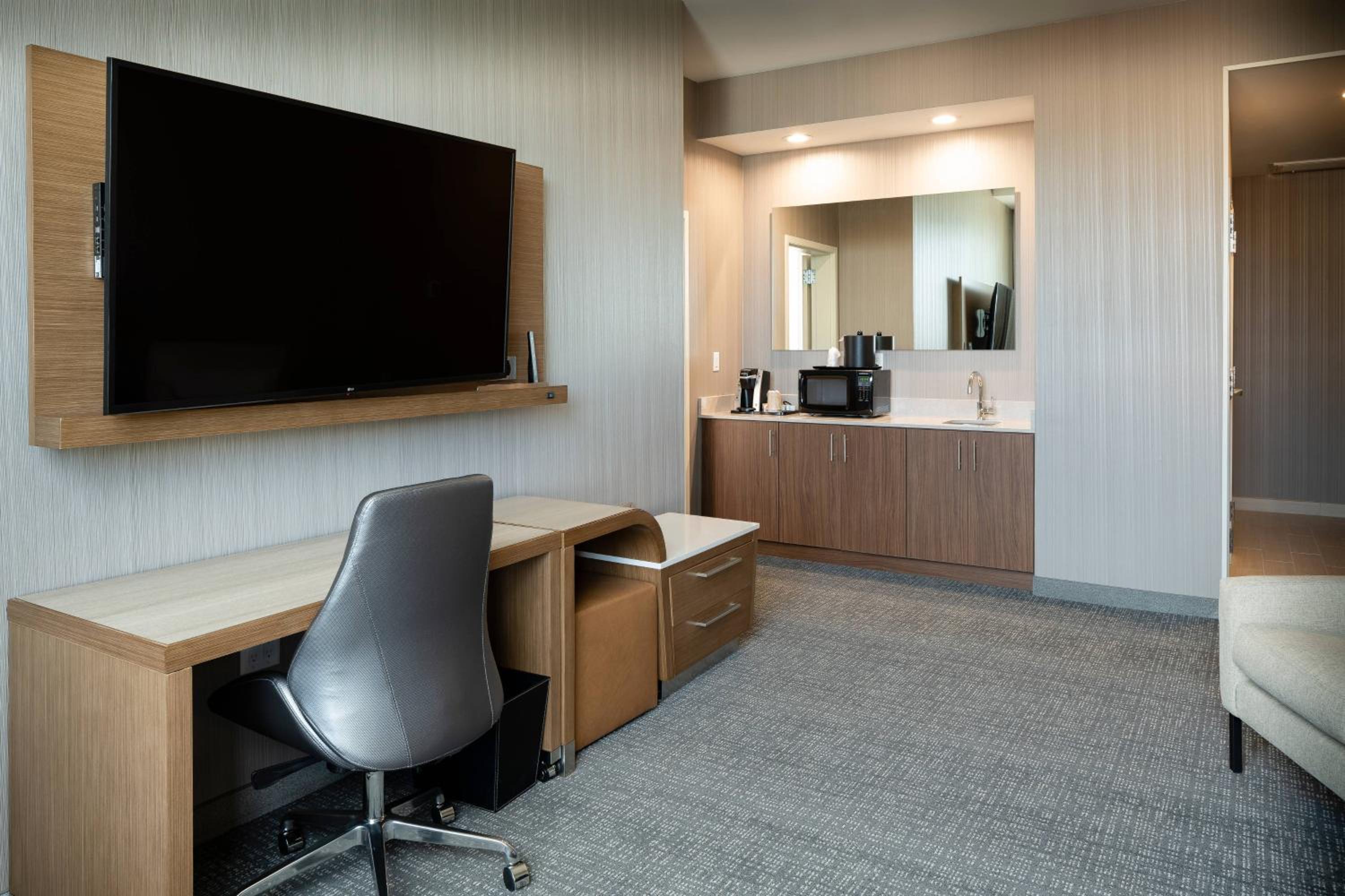 King Suite with Sofa Bed - Photo 6