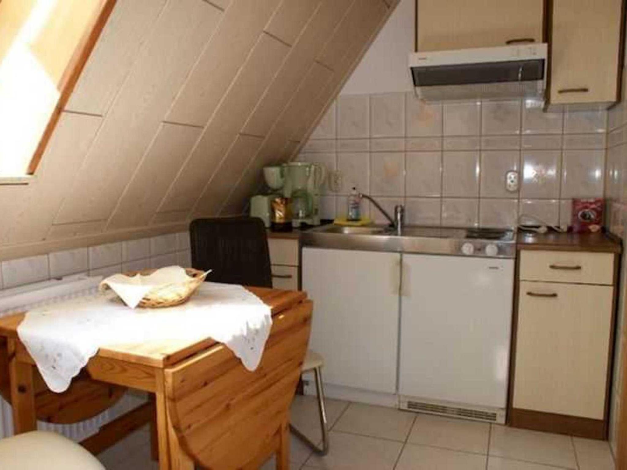 One-Bedroom Apartment with Shared Bathroom photo 3
