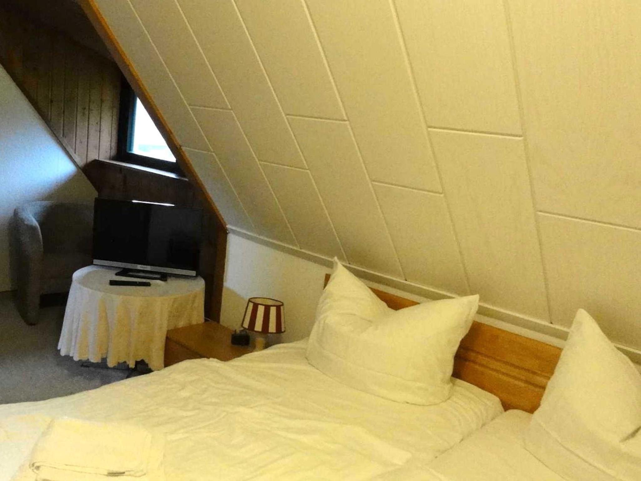 Double Room with Shared Toilet photo 1