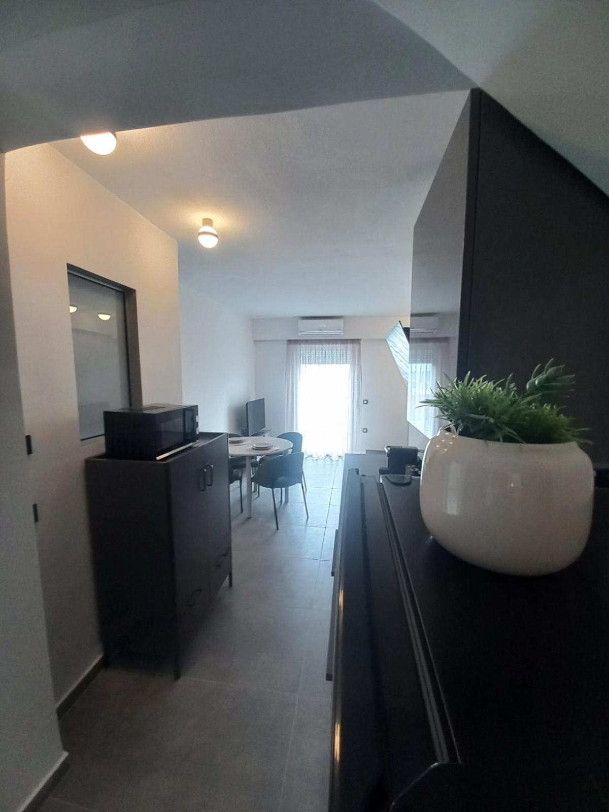 Two-Bedroom Apartment with Balcony photo 1